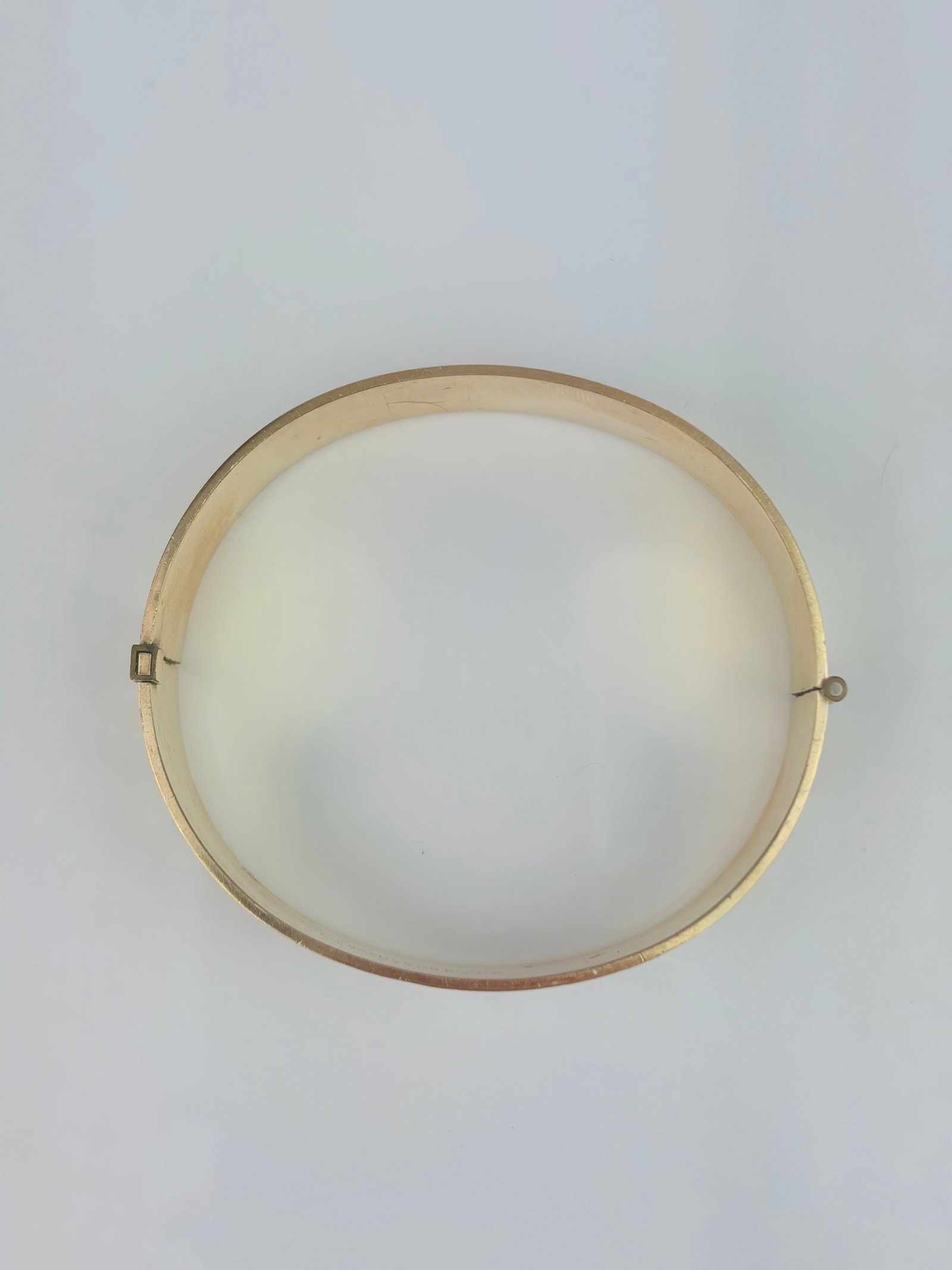 VINTAGE 9CT ROLLED GOLD SWIRL BANGLE BRACELET - 2