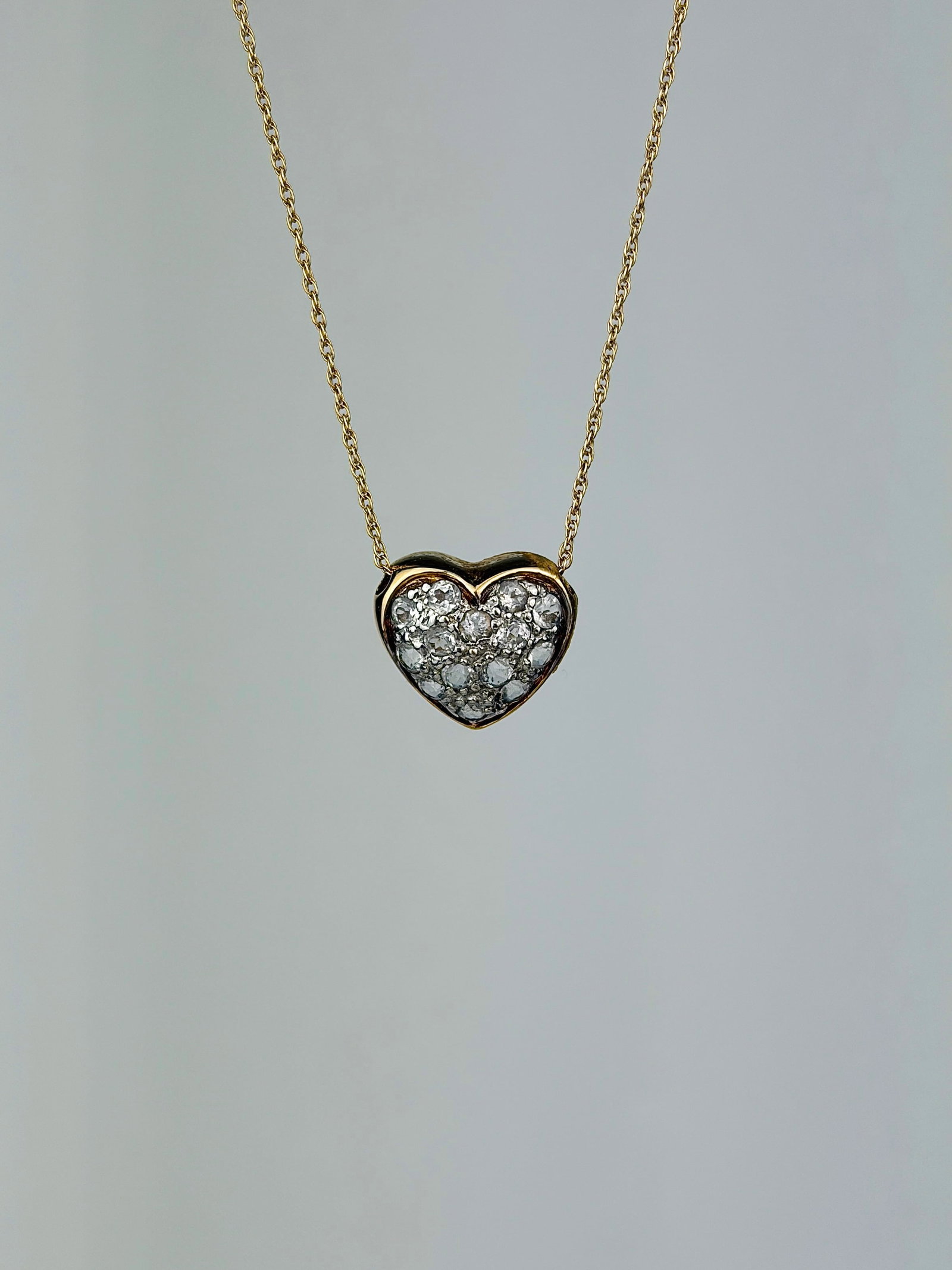 vintage 14ct yellow gold pave heart pendant on chain: vintage 14ct yellow gold pave heart pendant on chain