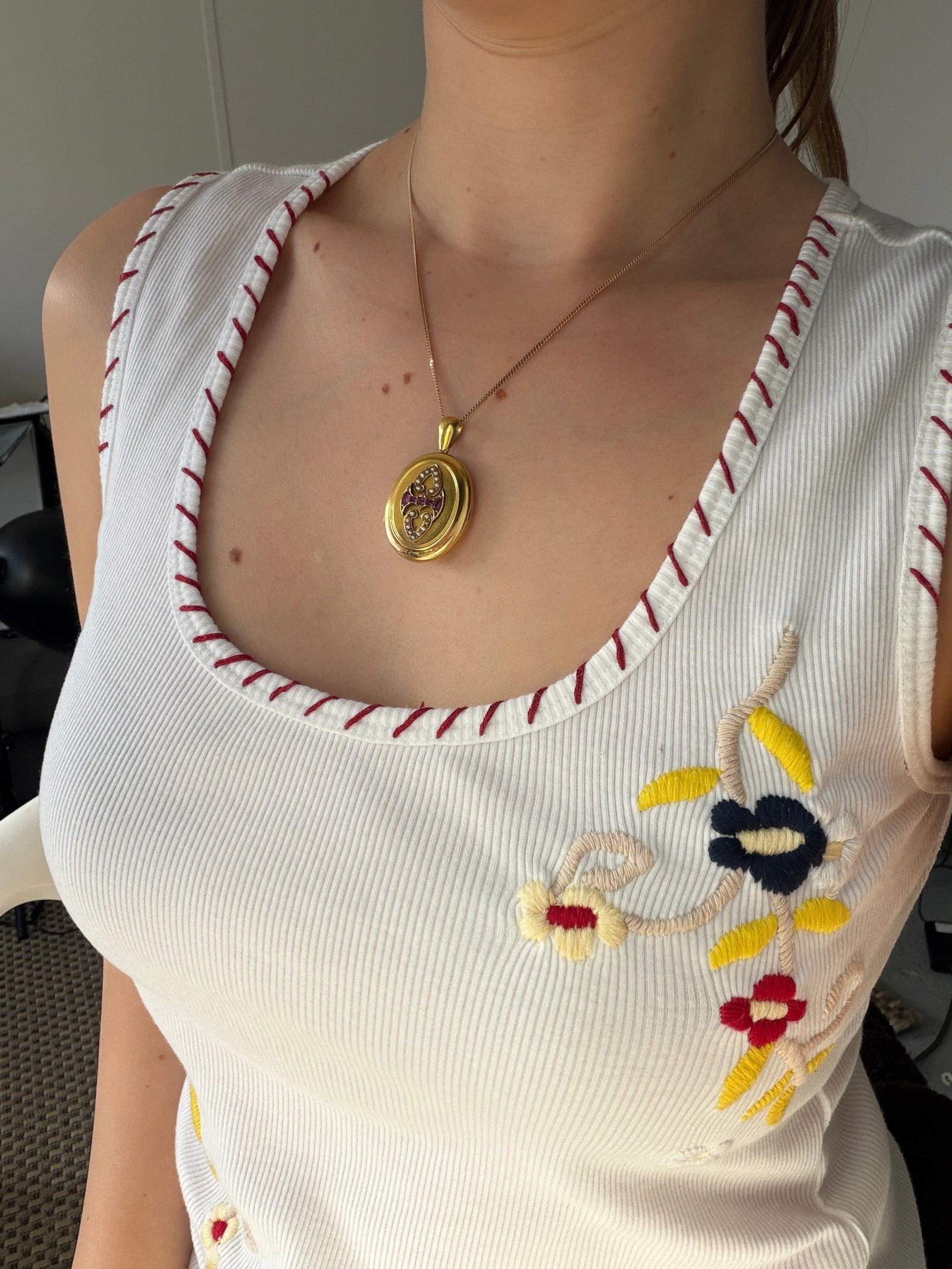 ANTIQUE 18CT YELLOW GOLD RUBY AND PEARL LOCKET PENDANT - 4