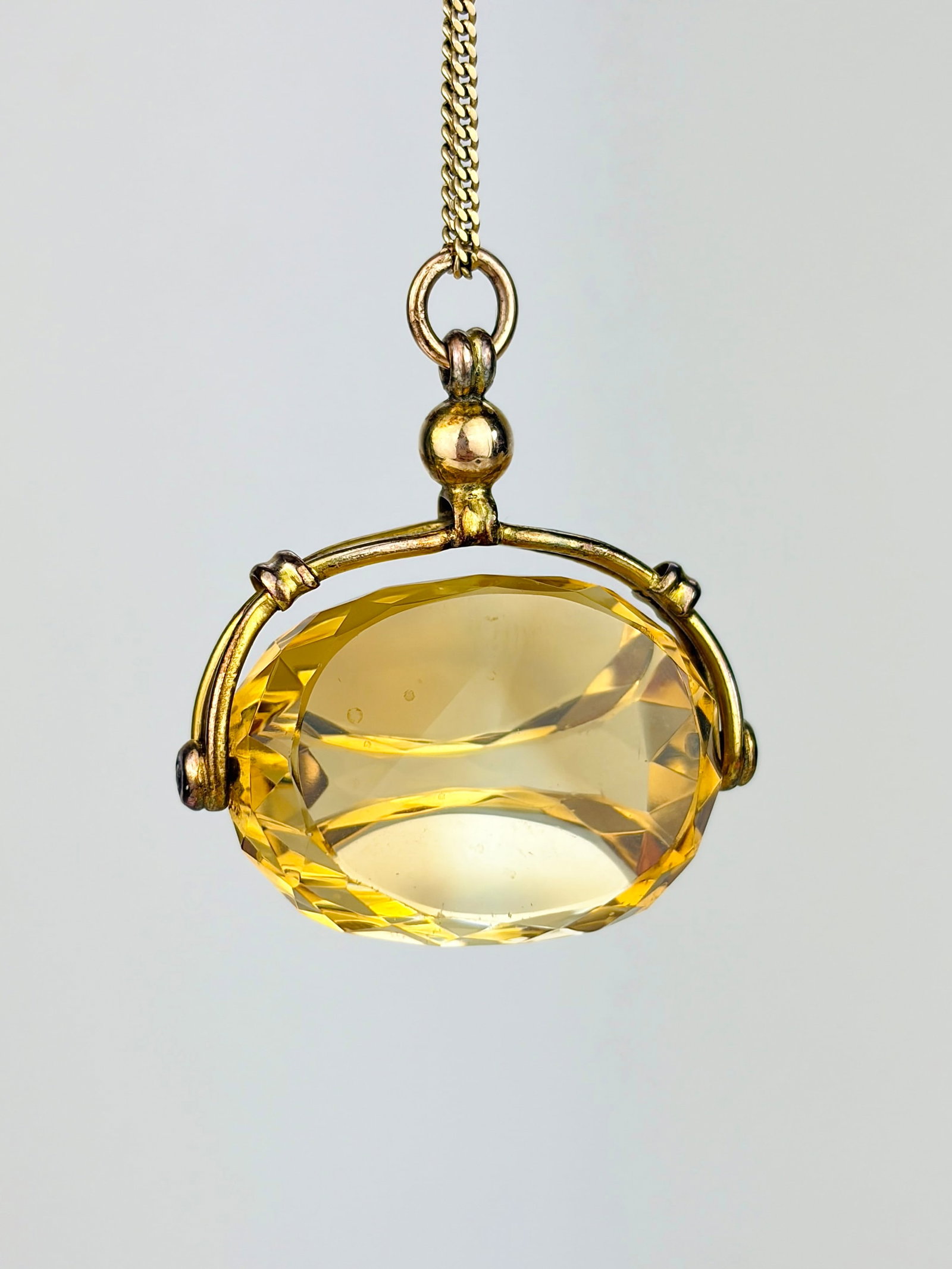 ANTIQUE LARGE GOLD CITRINE SPINNING FOB PENDANT: ANTIQUE LARGE GOLD CITRINE SPINNING FOB PENDANT Chain not included. 