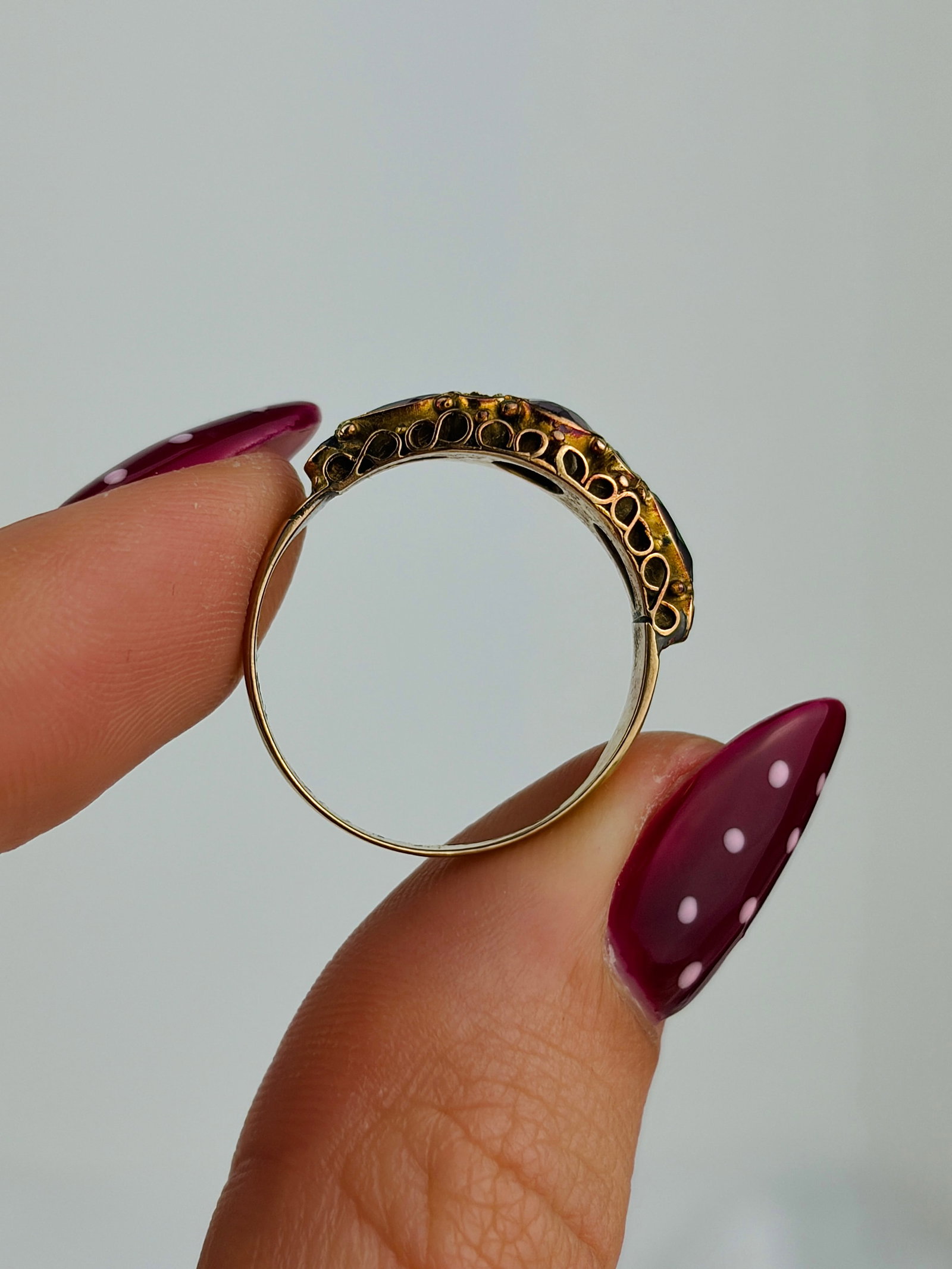 sweet antique 9ct gold gemset ring - 6
