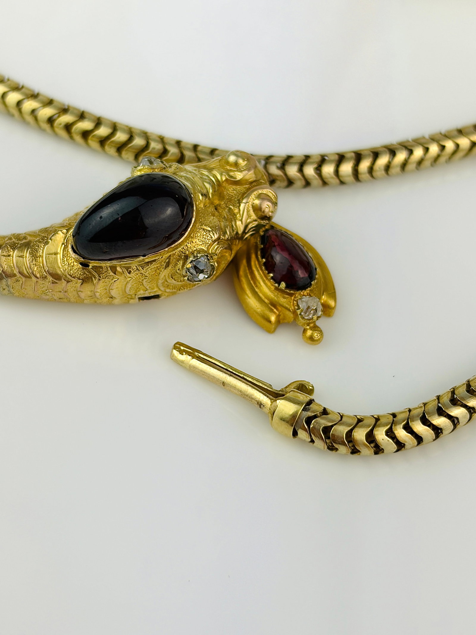 Antique Gold Cabochon Garnet and Diamond Snake Head Necklace - 7