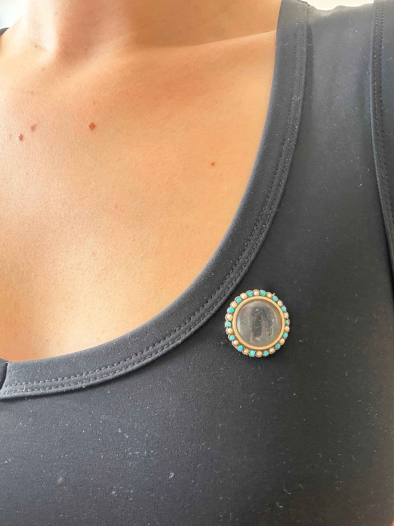 ANTIQUE 9CT GOLD HINGED BACK TURQUOISE AND PEARL LOCKET BROOCH - 6