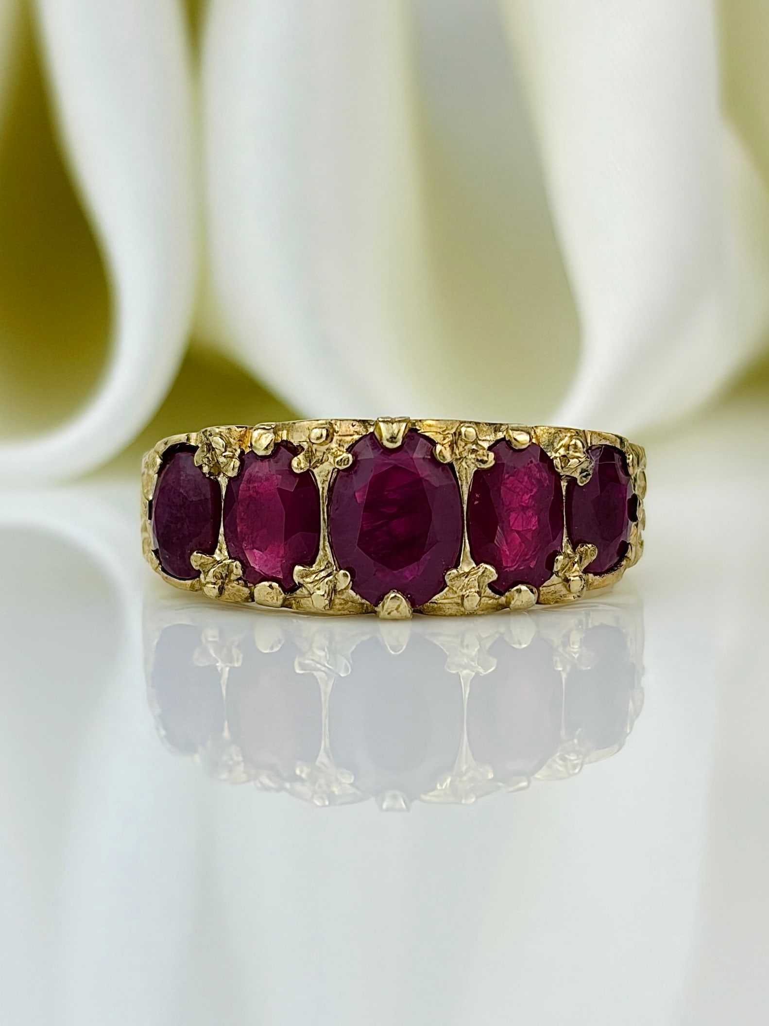 Vintage Chunky 9ct Gold Ruby 5 Stone Ring: vintage chunky 9ct gold ruby 5 stone ring The most amazing bright pink ruby stones set in a lovely chunky 9ct gold!