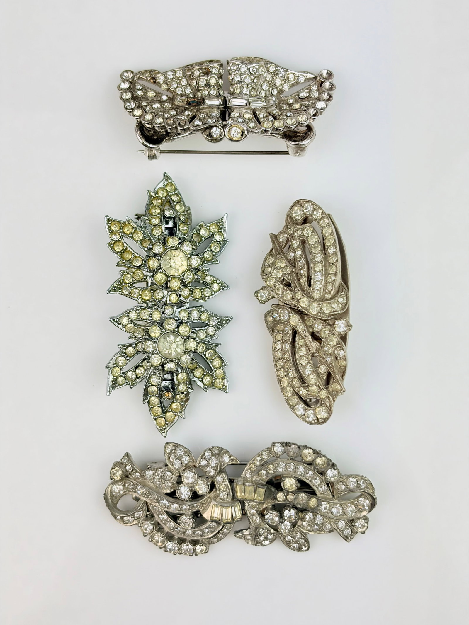 MIXED LOT 4X PASTE DOUBLE CLIP BROOCHES AF (1 of 4)