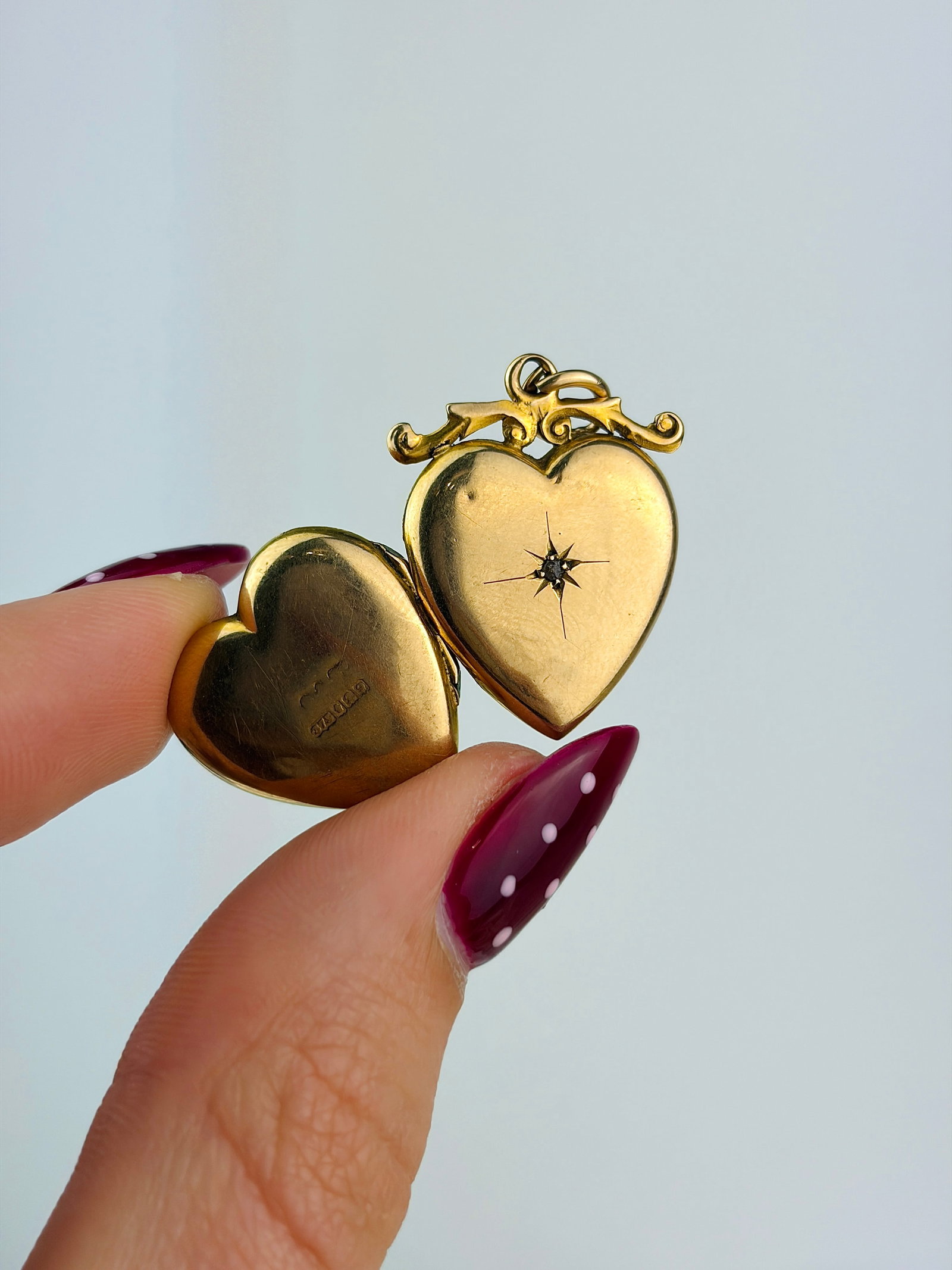 vintage 9ct yellow gold heart locket with star diamond pendant - 5