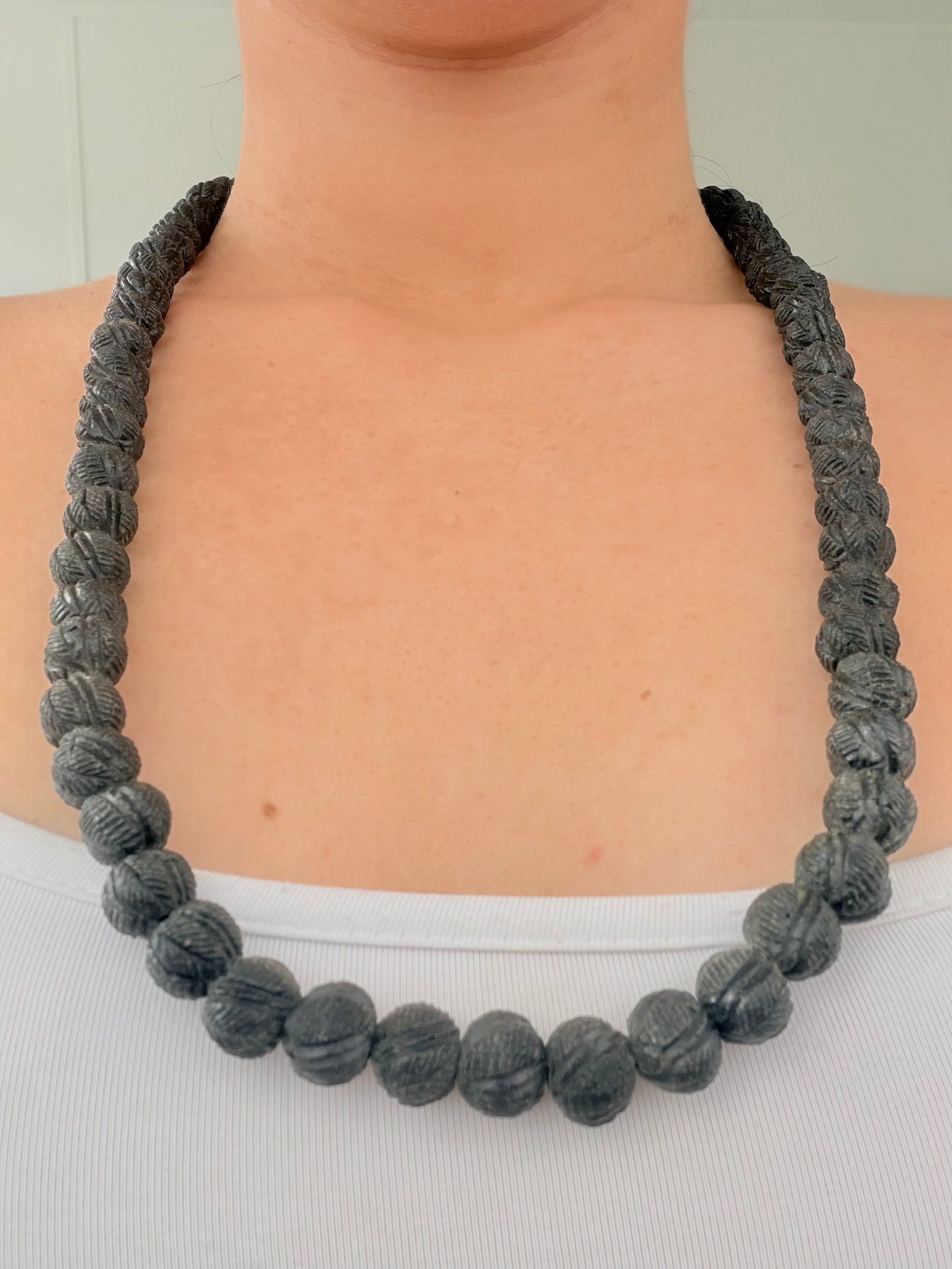 CARVED BEAD NECKLACE WITH GOLD CLASP - 4