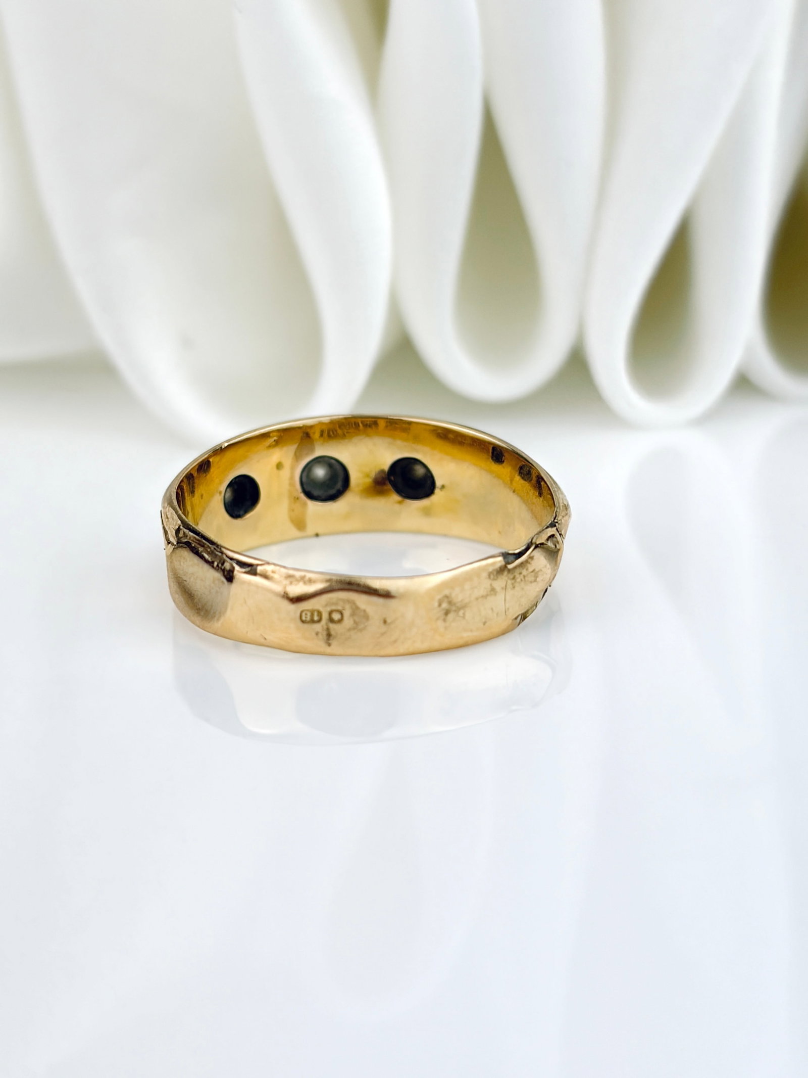 ANTIQUE C.1903 18CT YELLOW GOLD DIAMOND 3 STONE STARBURST RING - 3