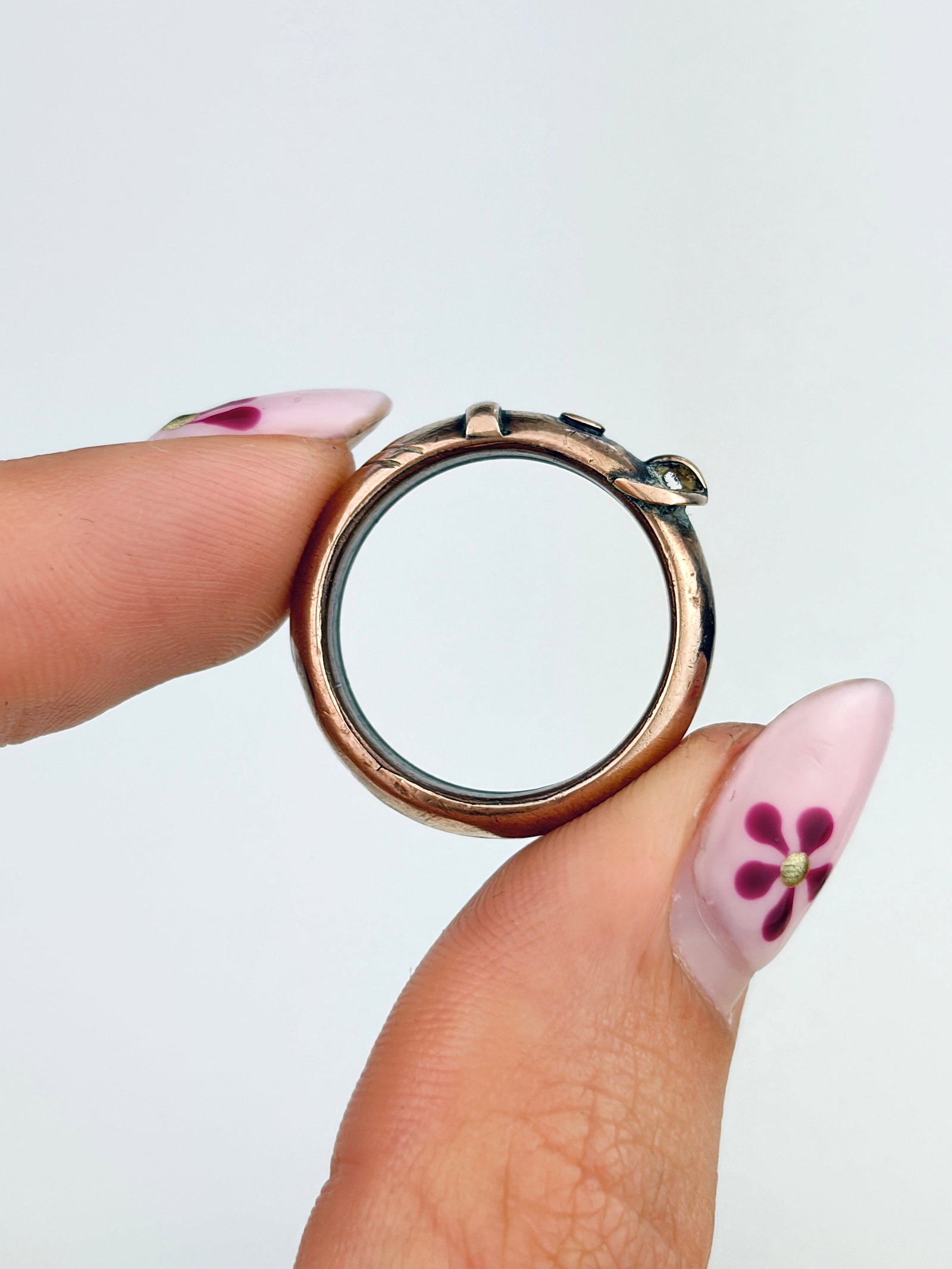 9CT GOLD FILLED BUCKLE BAND RING - 6
