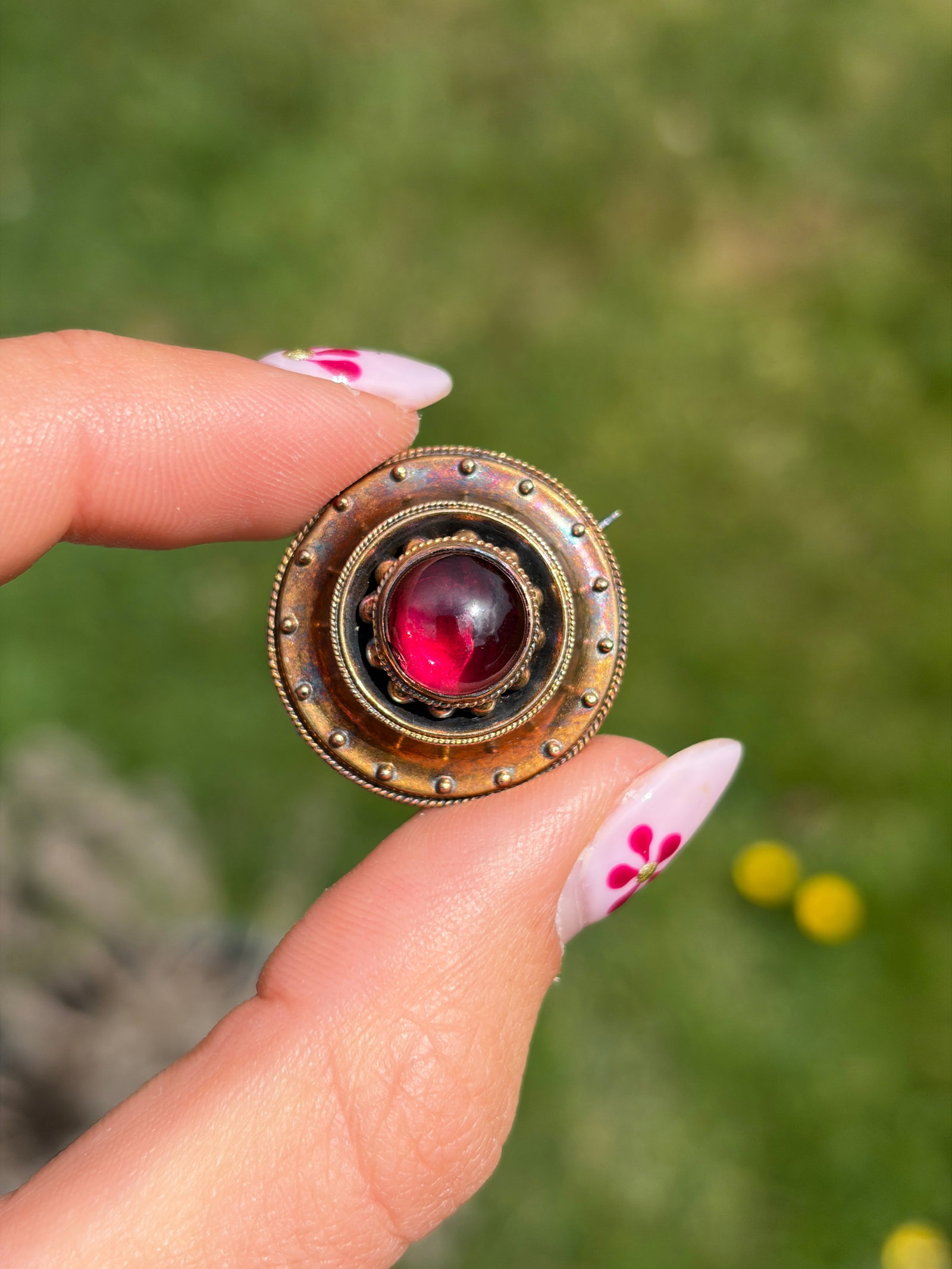 ANTIQUE 15CT GOLD CABOCHON GARNET BROOCH WITH LOCKET BACK - 7