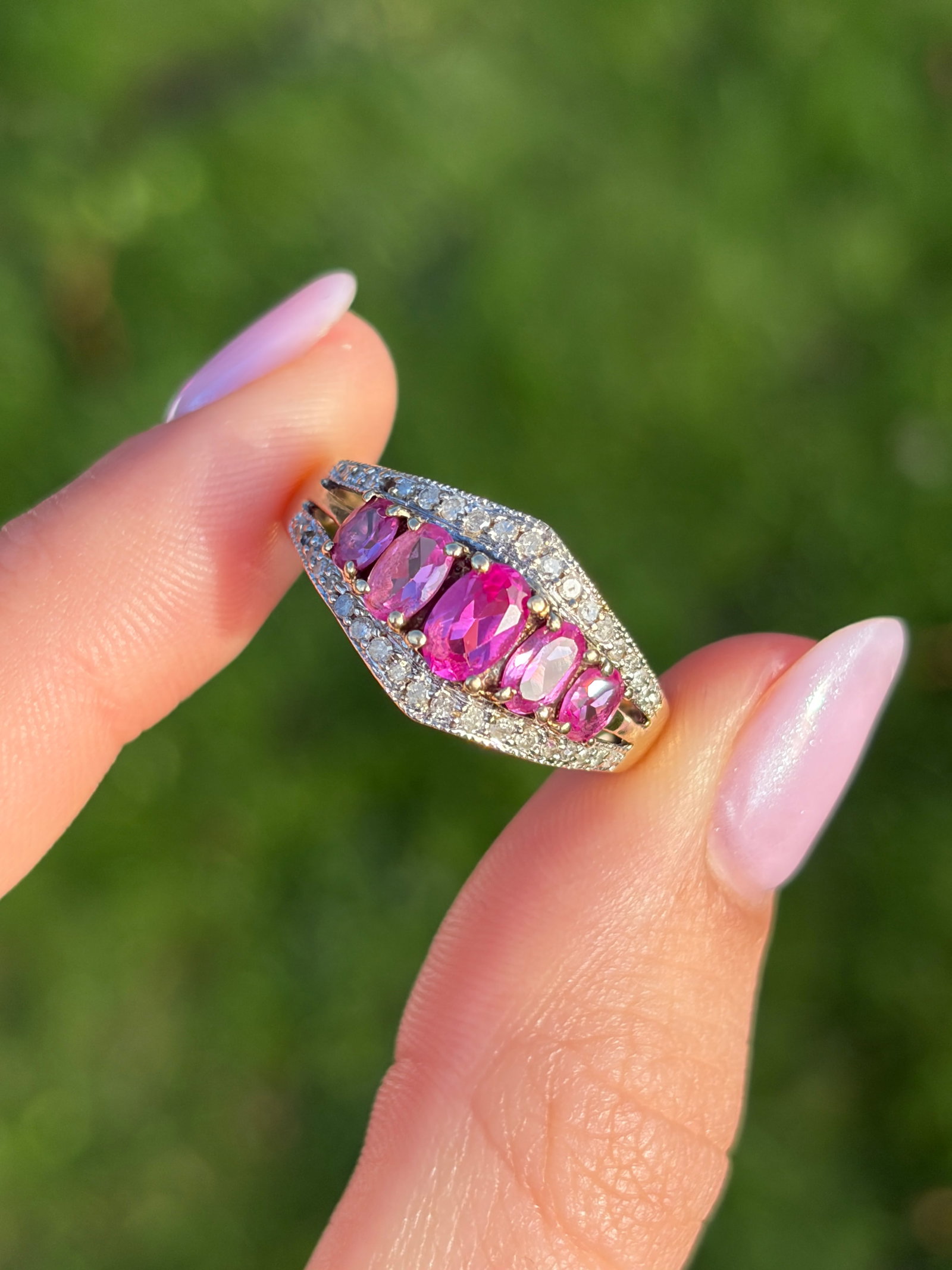 Vintage 9 Carat Pink Sapphire and Diamond Ring - 10