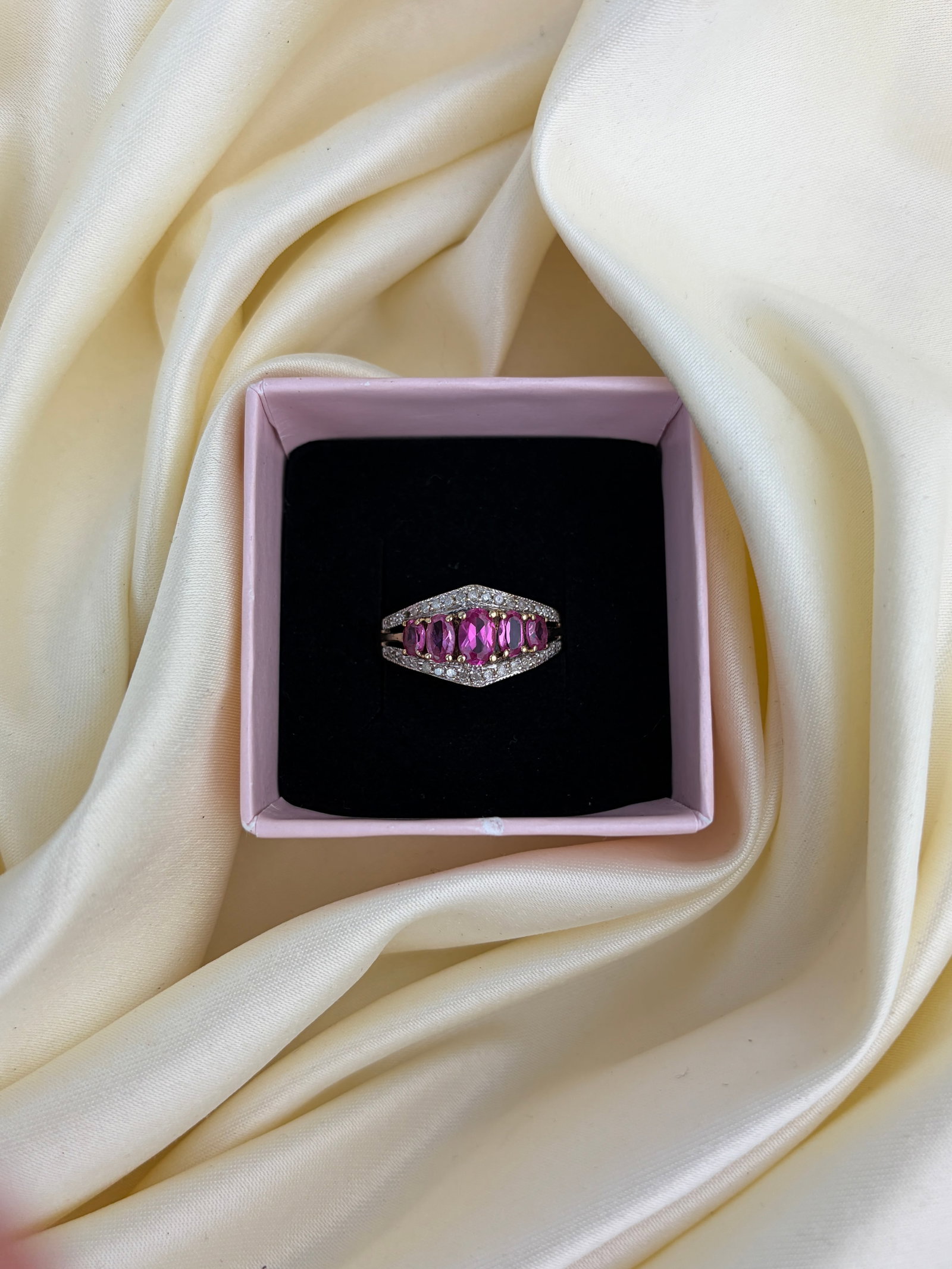 Vintage 9 Carat Pink Sapphire and Diamond Ring - 7