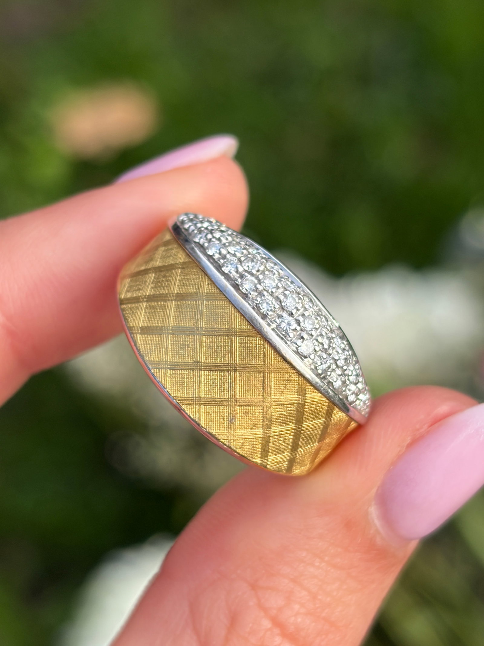 Italian 18 Carat White and Yellow Gold Diamond wide band style Ring - 9