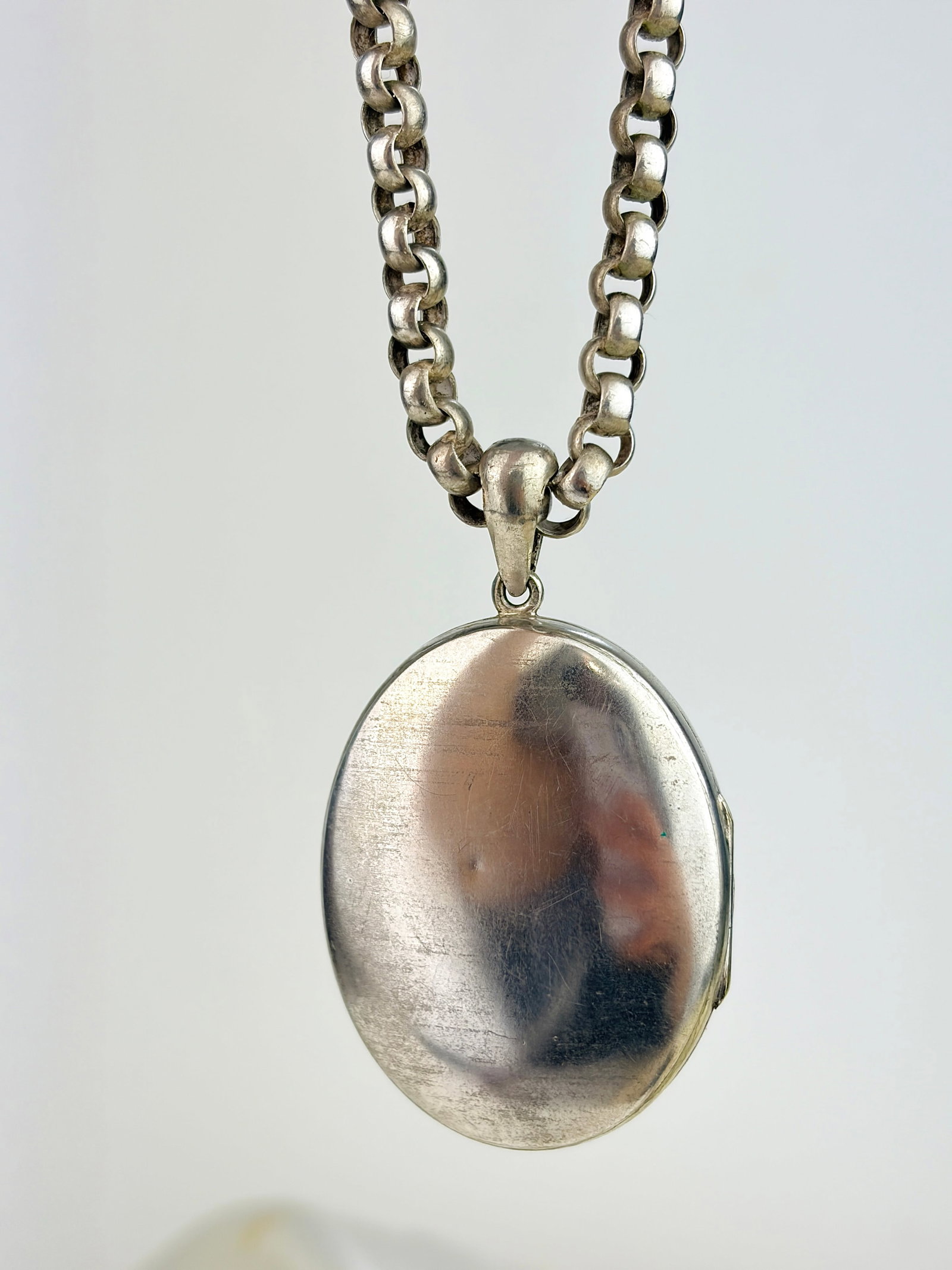 ANTIQUE VICTORIAN ERA STERLING SILVER AESTHETIC LOCKET ON NECKLACE - 3