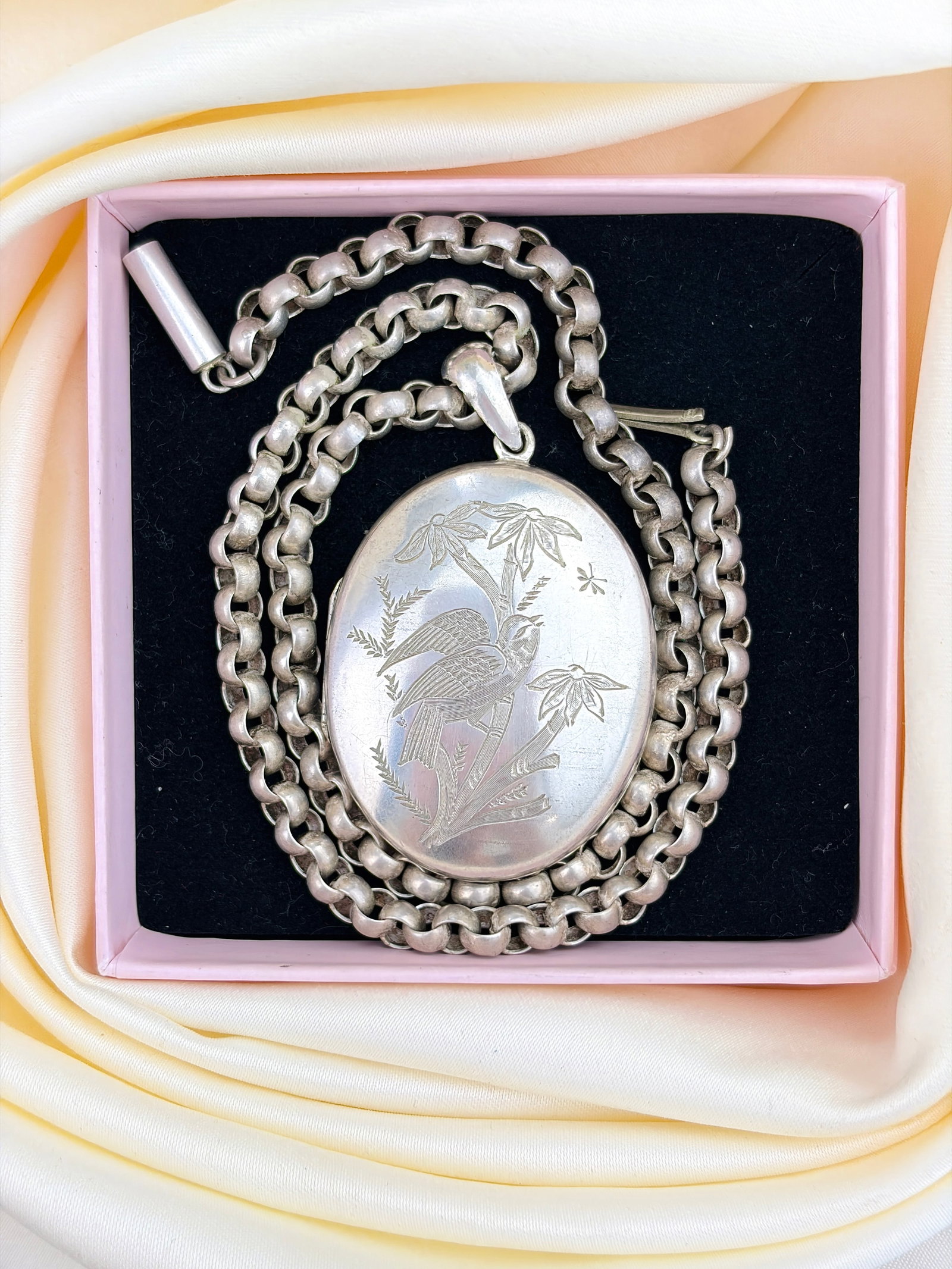 ANTIQUE VICTORIAN ERA STERLING SILVER AESTHETIC LOCKET ON NECKLACE - 8