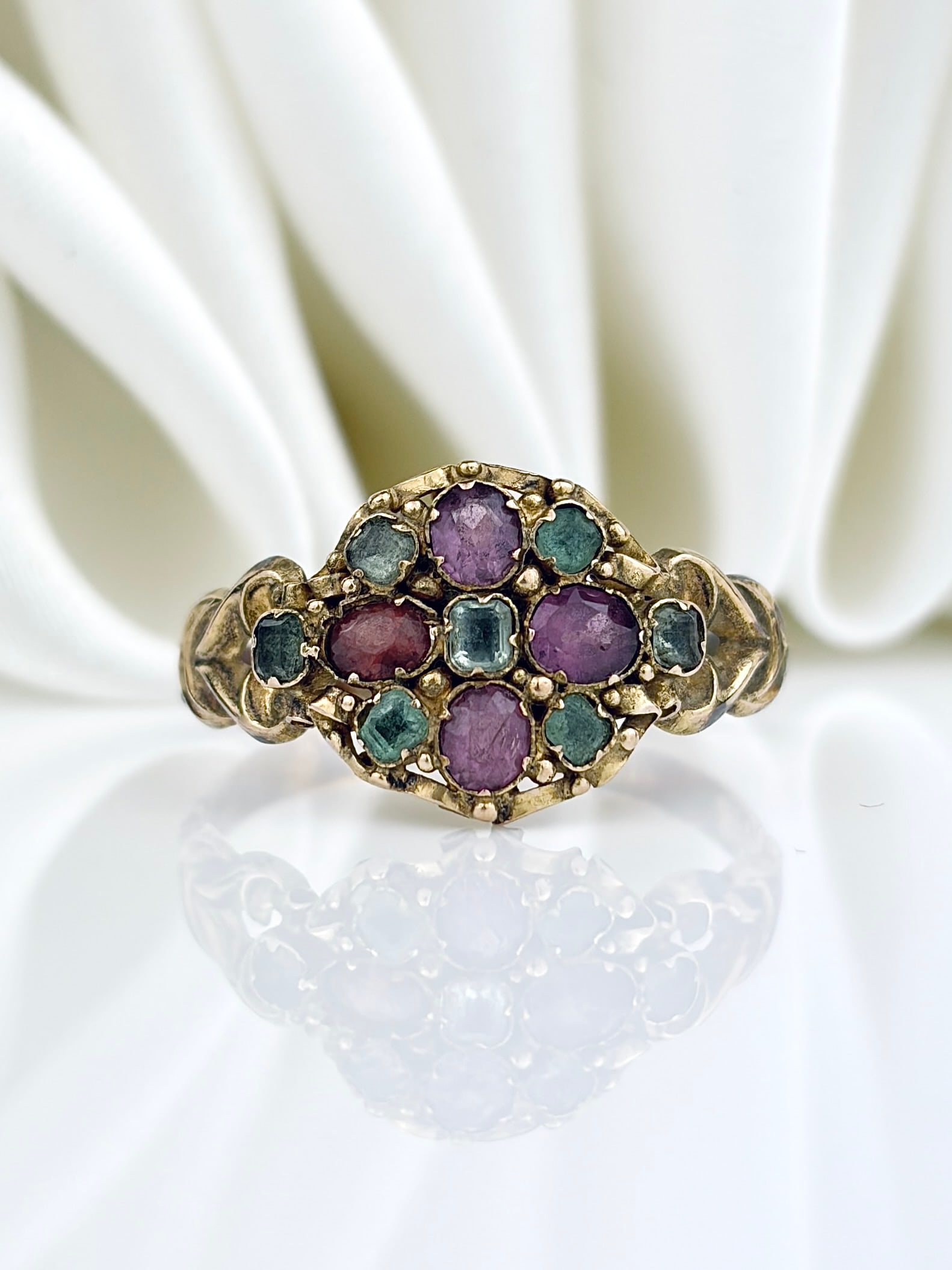 ANTIQUE C.1869 15CT YELLOW GOLD EMERALD, PINK TOURMALINE AND AMETHYST CLUSTER RING: ANTIQUE C.1869 15CT YELLOW GOLD EMERALD, PINK TOURMALINE AND AMETHYST CLUSTER RING Such a beautiful ring crafted in the Victorian era!