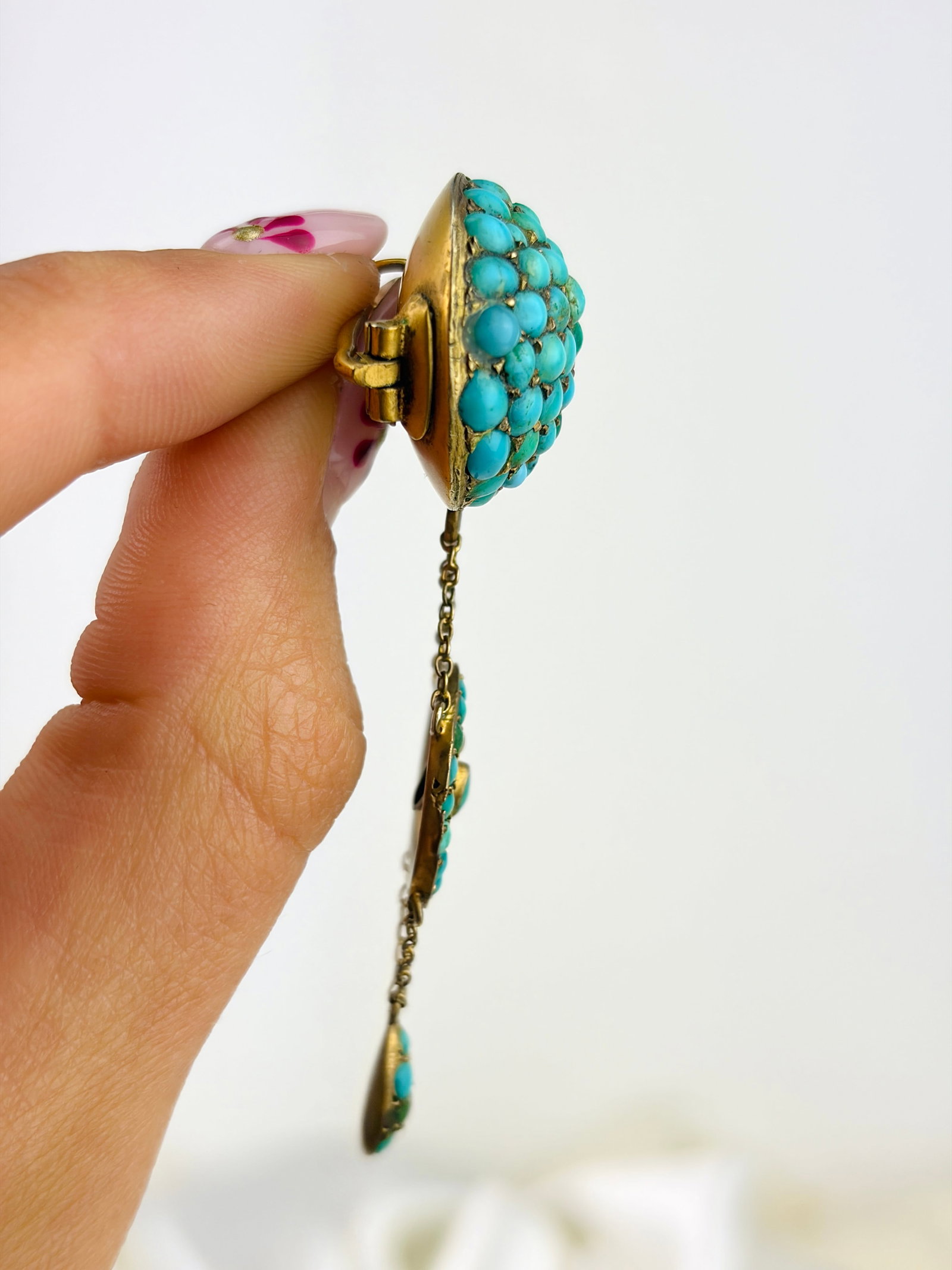 ANTIQUE TURQUOISE BOMBE AND DROP BROOCH IN GILT - 3