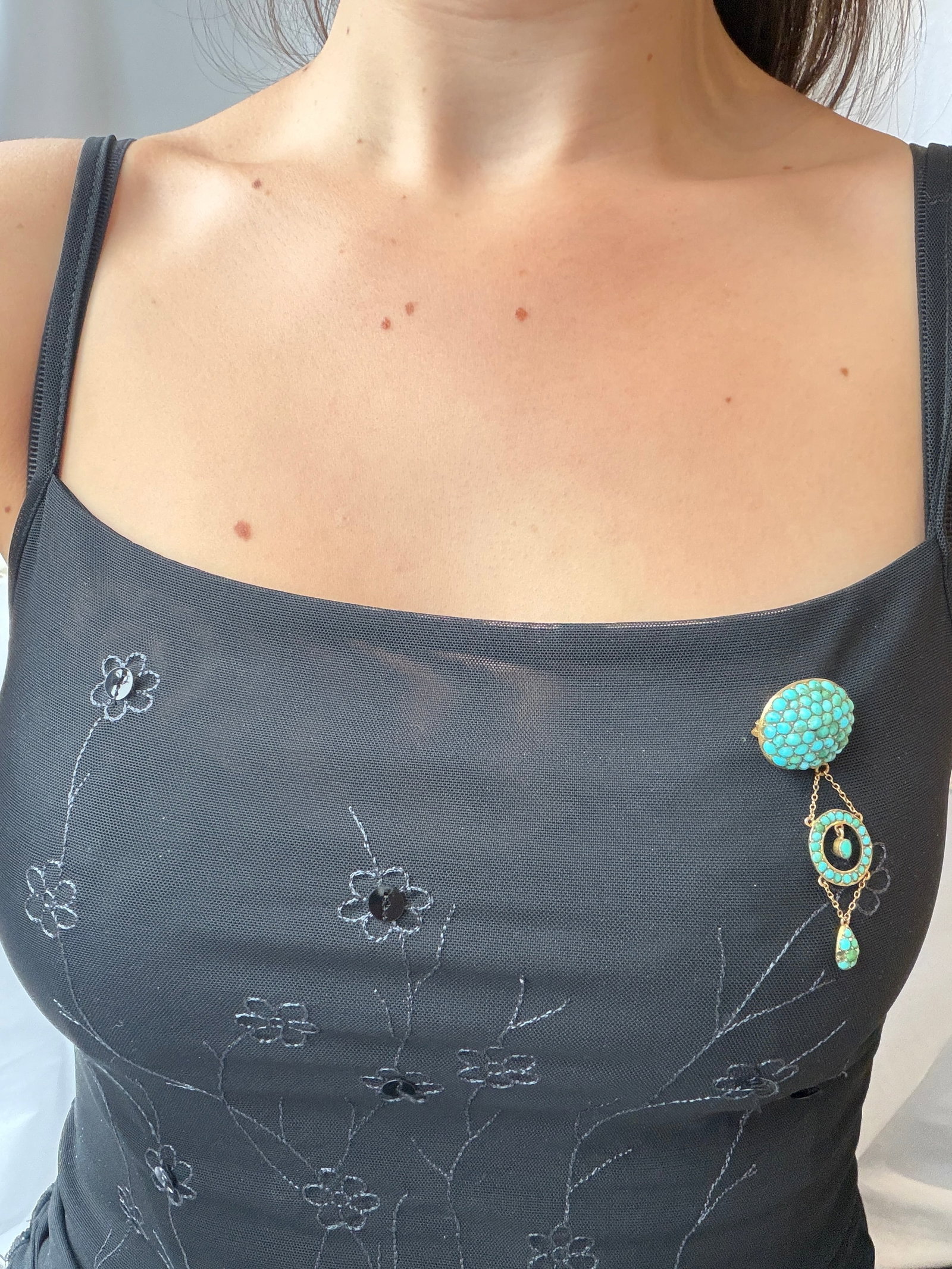 ANTIQUE TURQUOISE BOMBE AND DROP BROOCH IN GILT - 8