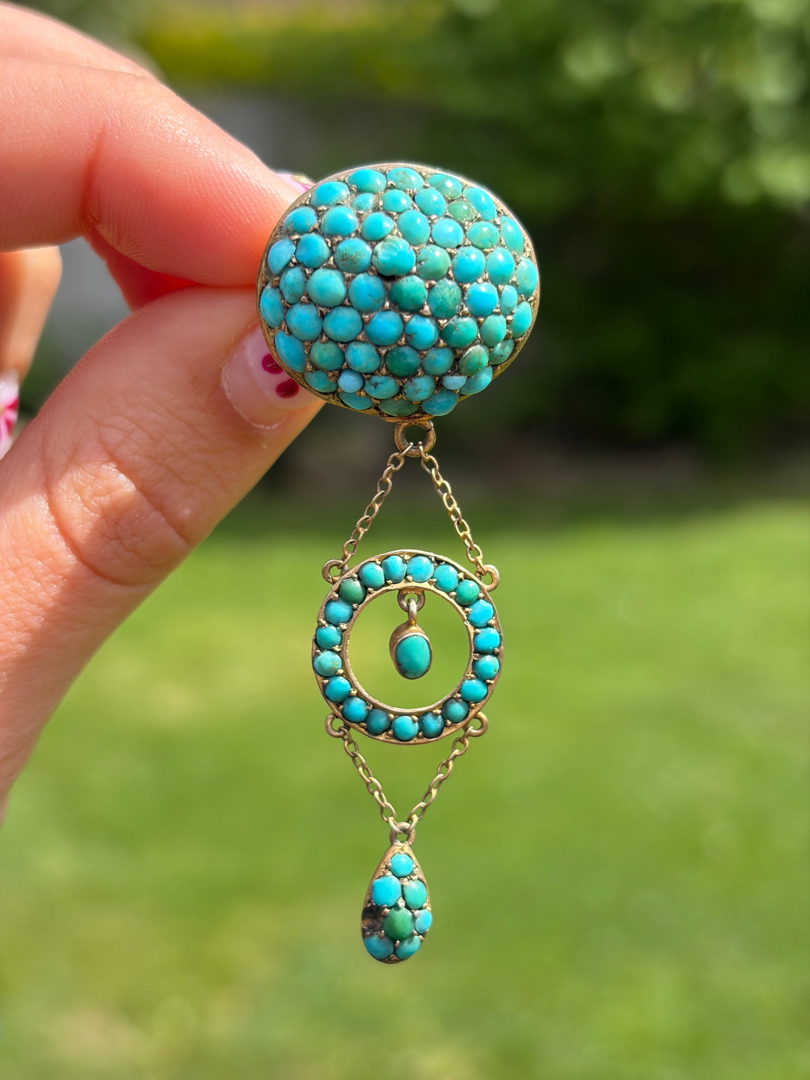 ANTIQUE TURQUOISE BOMBE AND DROP BROOCH IN GILT - 9