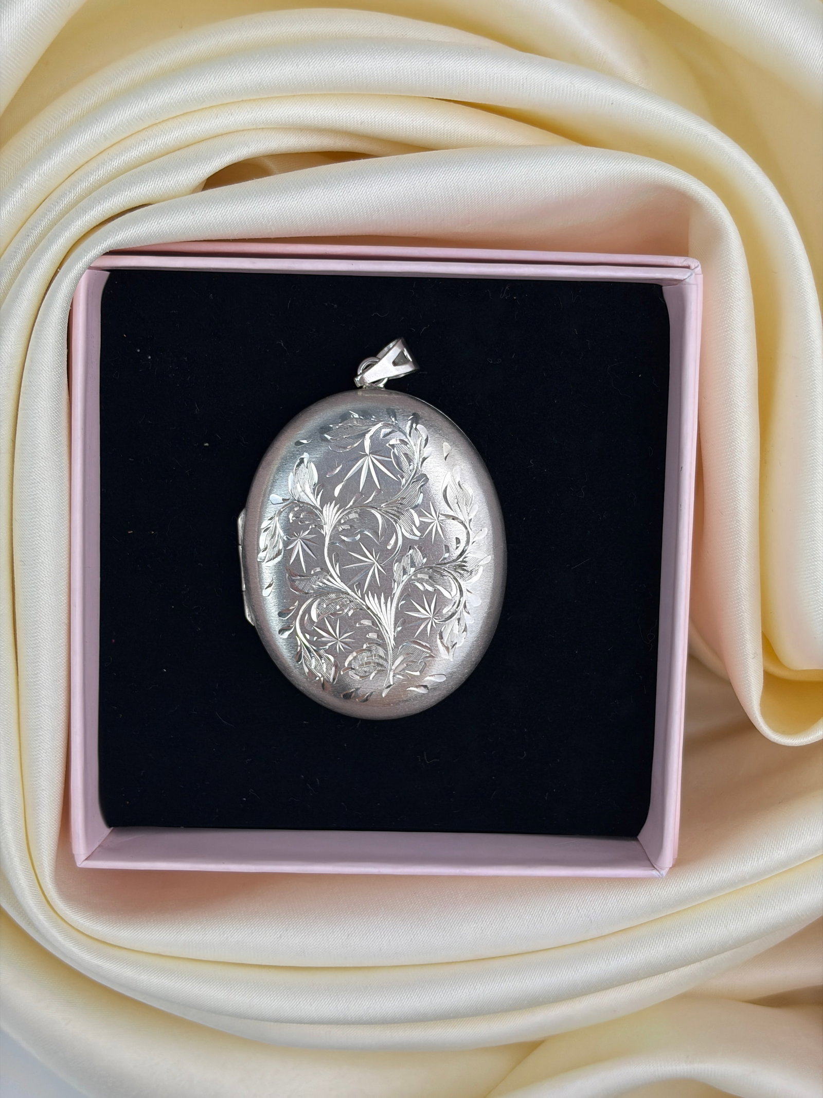 large antique silver Locket pendant - 6