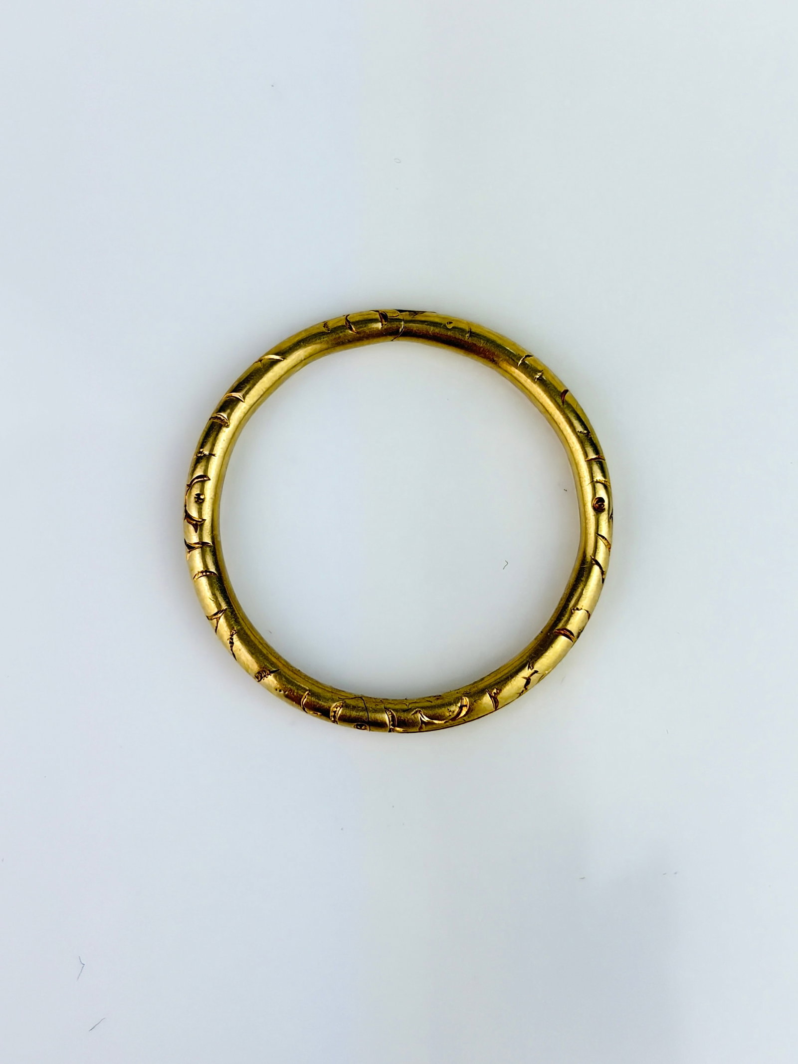 LARGE ANTIQUE GOLD SPLIT RING - 4