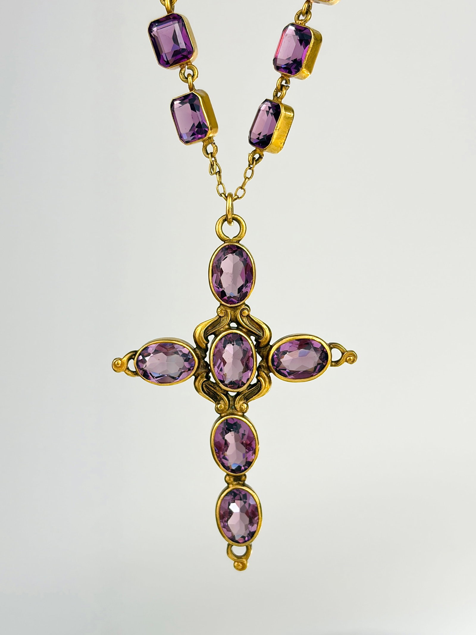 ANTIQUE GILT METAL PURPLE PASTE CROSS PENDANT AND RIVIERE NECKLACE - 5