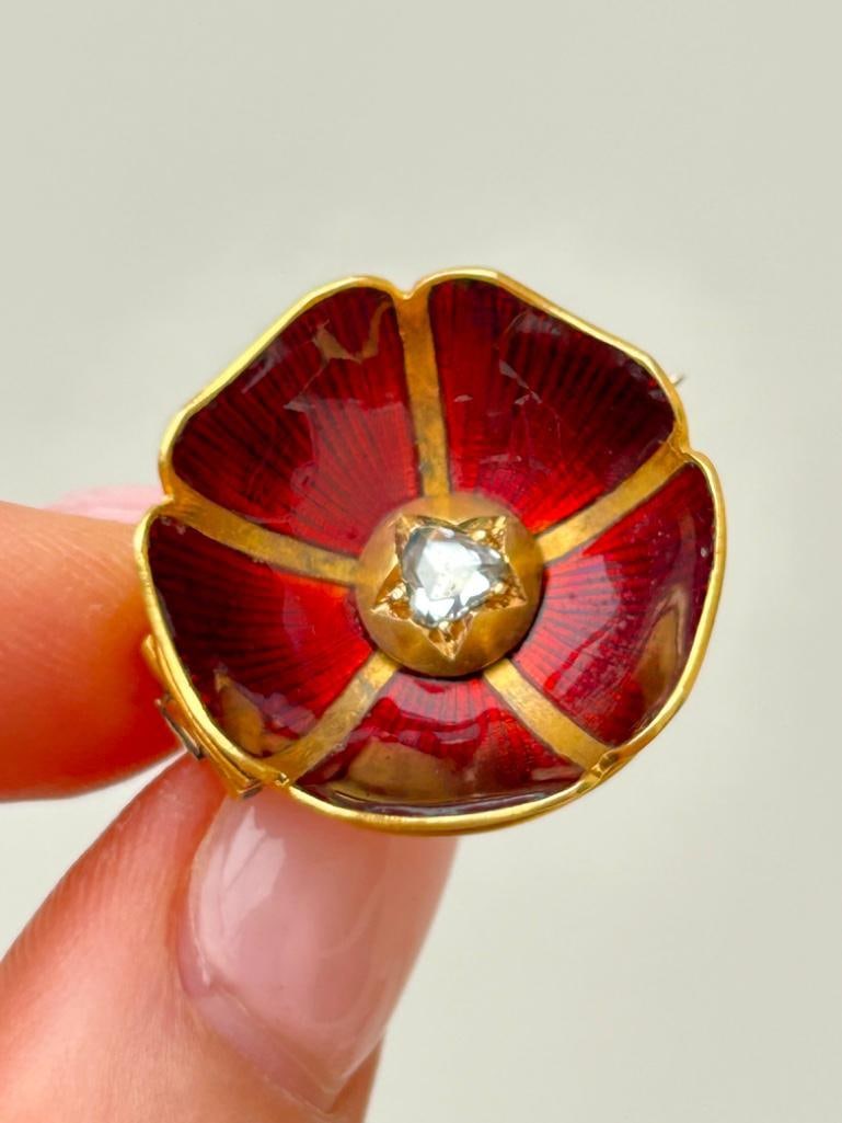 Large Antique 18ct Yellow Gold Rose Cut Diamond and Enamel Flower Brooch - 6