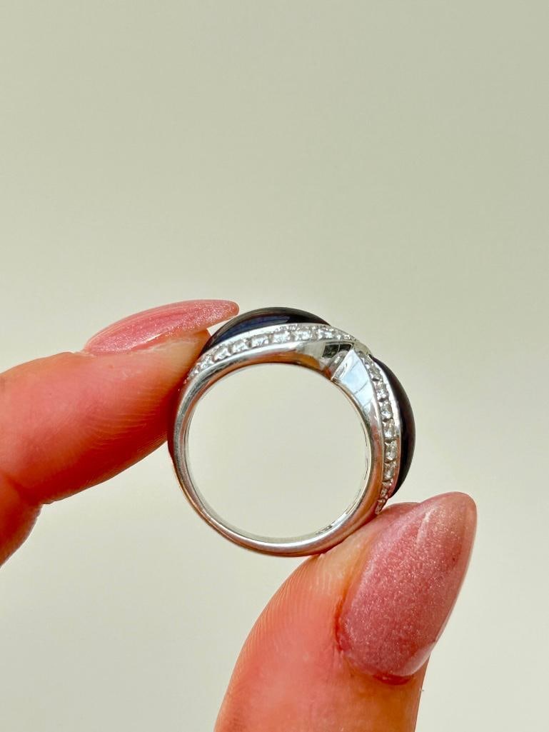 Outstanding Cabochon Garnet and Diamond 18ct White Gold Ring - 6