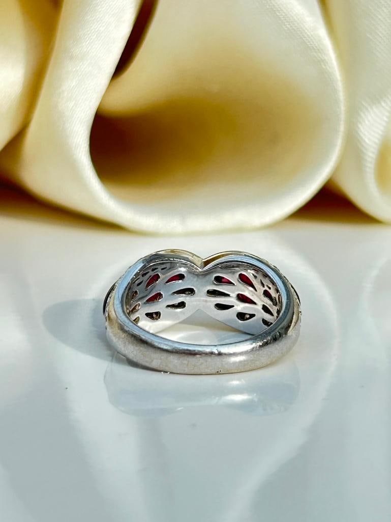 Outstanding Cabochon Garnet and Diamond 18ct White Gold Ring - 8