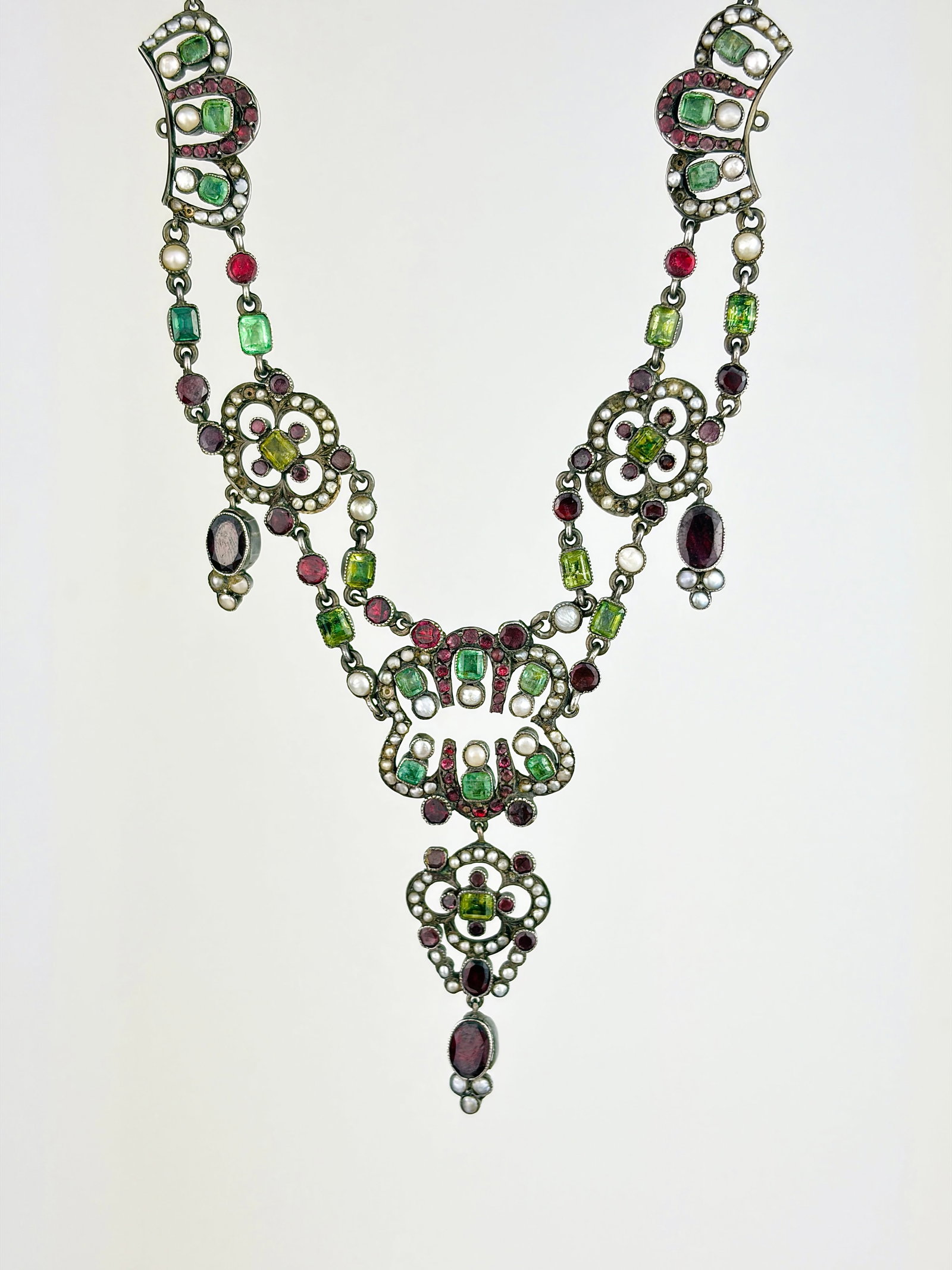 OUTSTANDING ANTIQUE MULTIGEM FANCY BOXED NECKLACE - 4