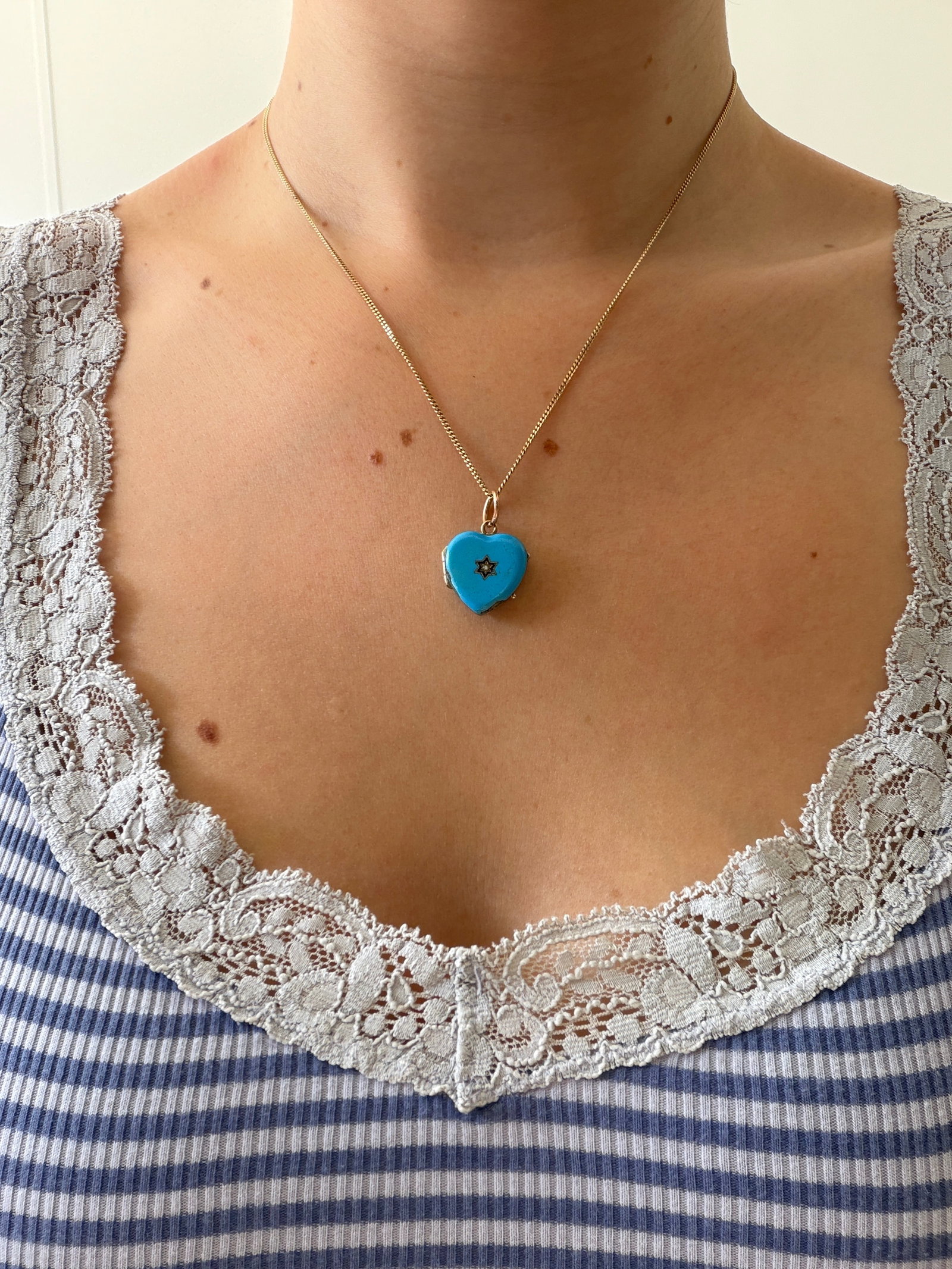 ANTIQUE VICTORIAN BLUE ENAMEL, PEARL STAR HEART LOCKET PENDANT IN GOLD - 2