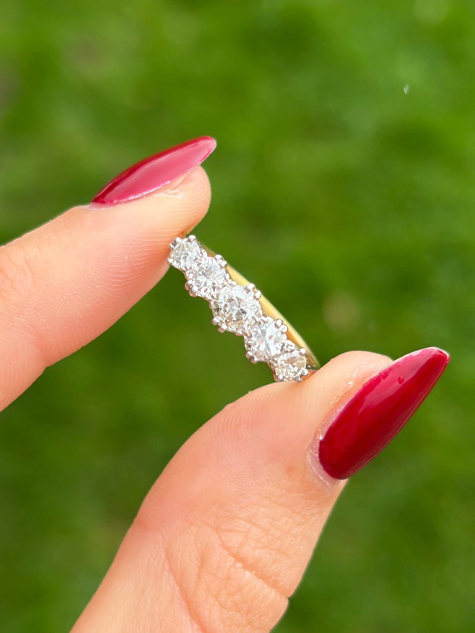 Antique 18ct Gold and Platinum 1.05ct Diamond 5 Stone Ring - 9