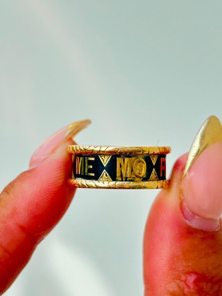 Antique 18ct Yellow Gold Black Enamel In Memory Of Band Ring - 11