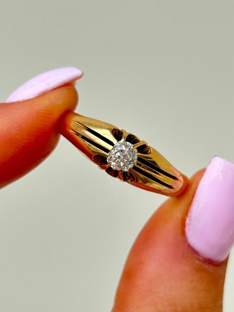 Chunky 18ct Yellow Gold 50pt Diamond Belcher Ring - 3