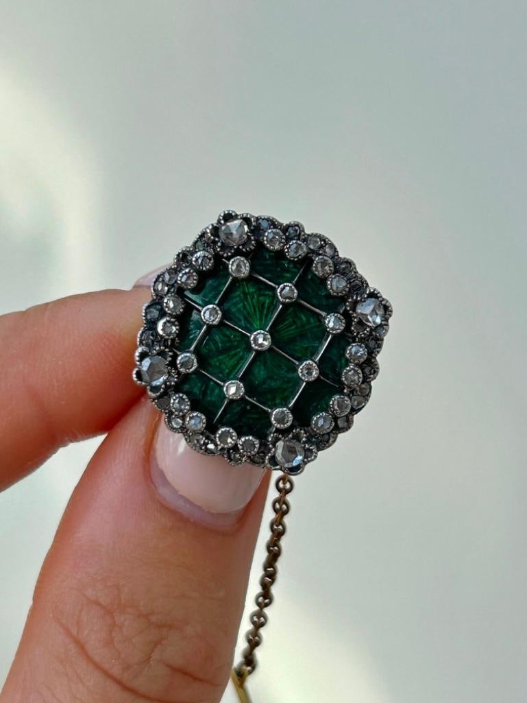 Edwardian Era Green Enamel and Rose Cut Diamond Gold Brooch: Edwardian Era Green Enamel and Rose Cut Diamond Gold Brooch the sweetest and most beautiful brooch measurements size 23mm x 23mm weight 8.93g materials gold,