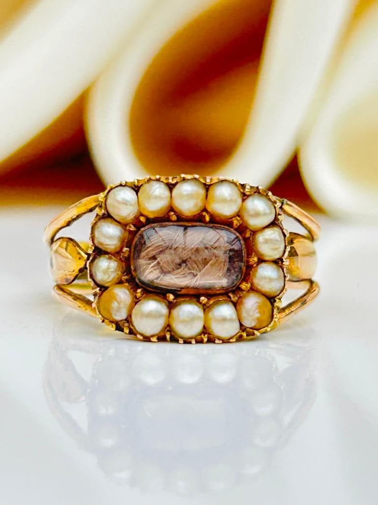 Antique 9ct Gold Rock Crystal and Pearl Ring: Antique 9ct Gold Rock Crystal and Pearl Ring truly charming ring, very pretty Measurements: size UK Q US 81/2 head of ring 13mm x 10mm weight 3.77g 
