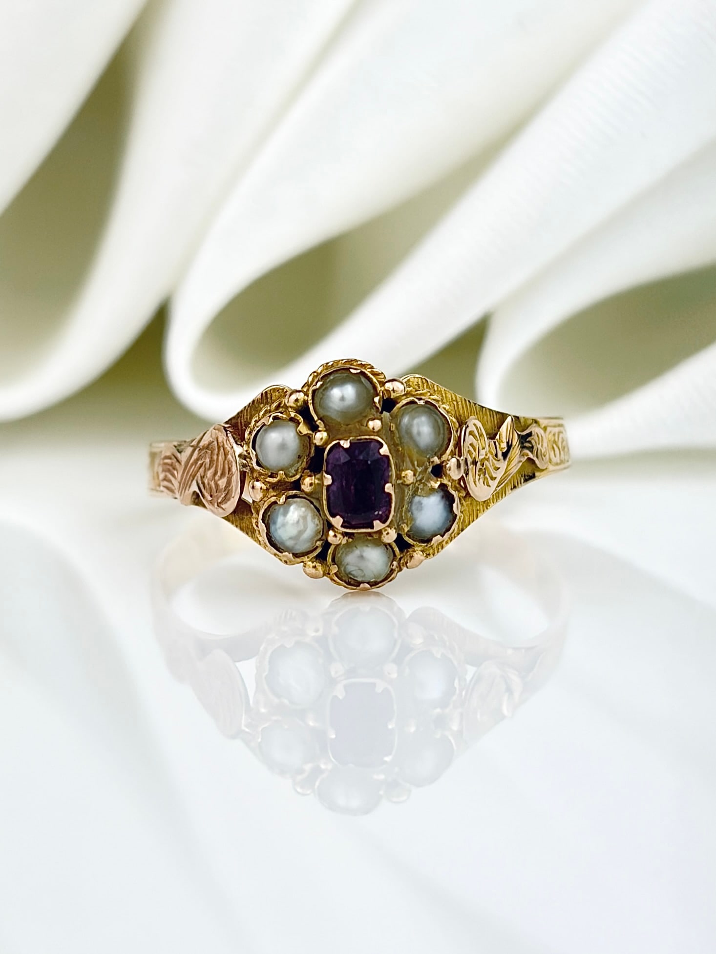 ANTIQUE 15CT YELLOW GOLD RUBY AND PEARL HALO RING: ANTIQUE 15CT YELLOW GOLD RUBY AND PEARL HALO RING The sweetest ring!