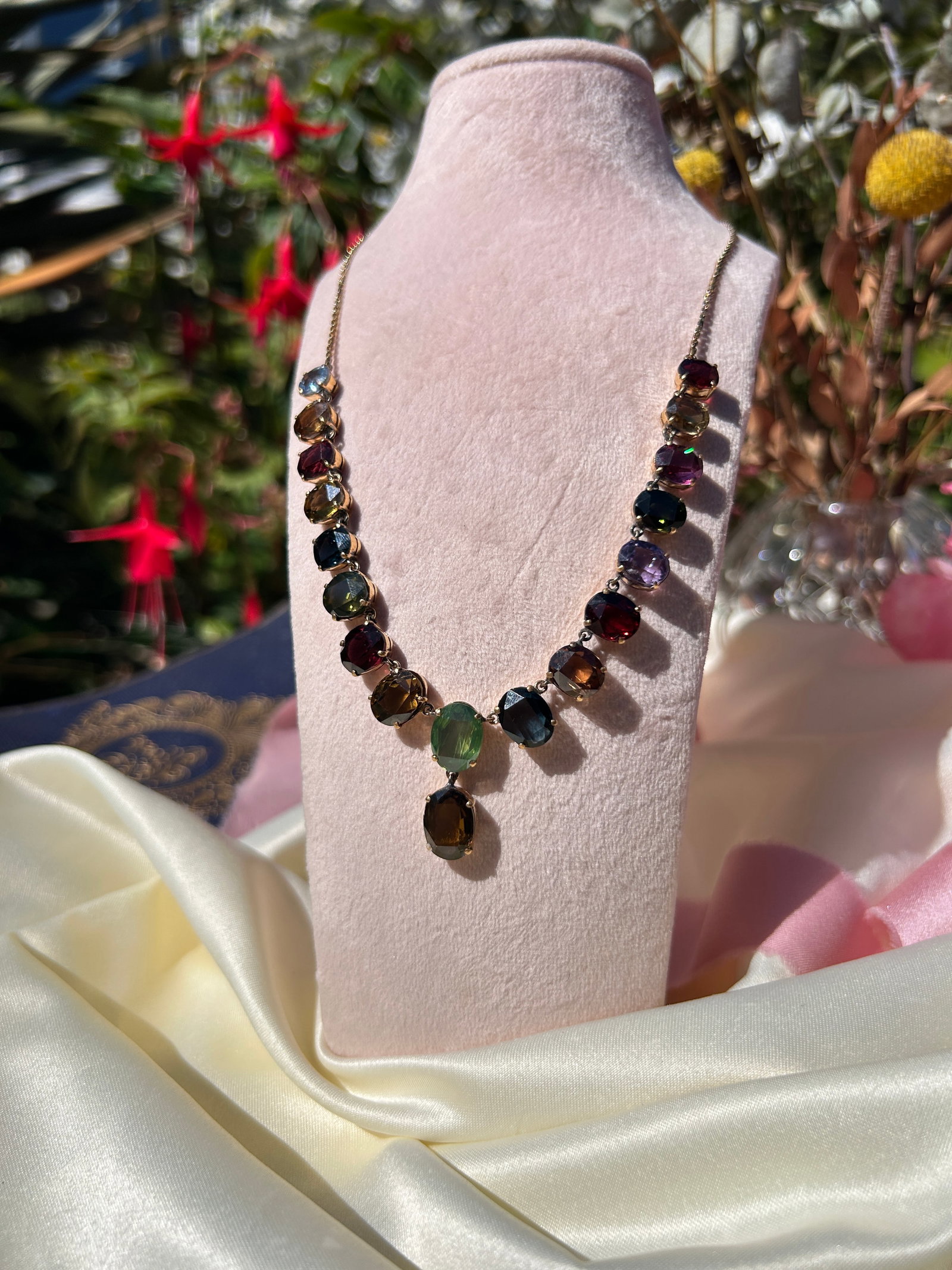 Antique C.1910 18ct Yellow Gold Multigem Necklace with Tourmaline, Iolite, Sapphire, Spinel, Quartz - 5