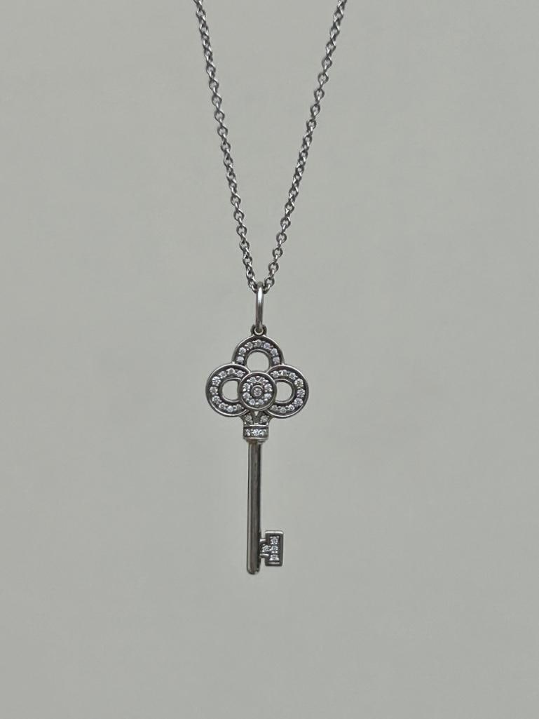 Amazing Tiffany 18ct White Gold Diamond Key Pendant on Tiffany Chain - 4