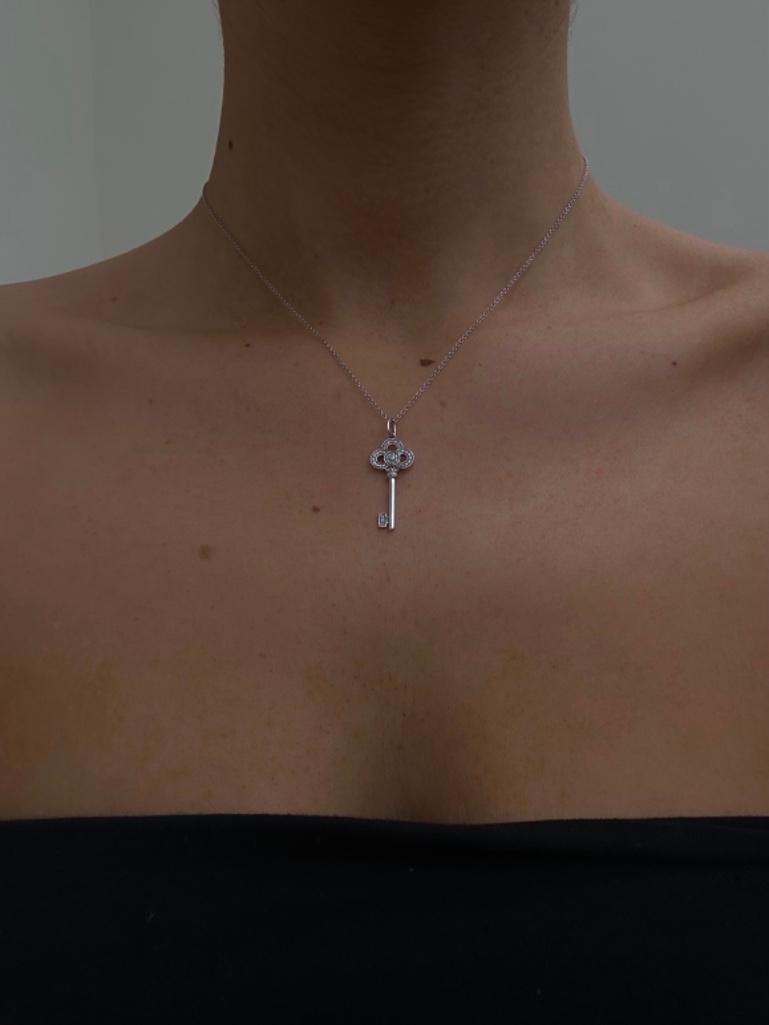 Amazing Tiffany 18ct White Gold Diamond Key Pendant on Tiffany Chain - 5
