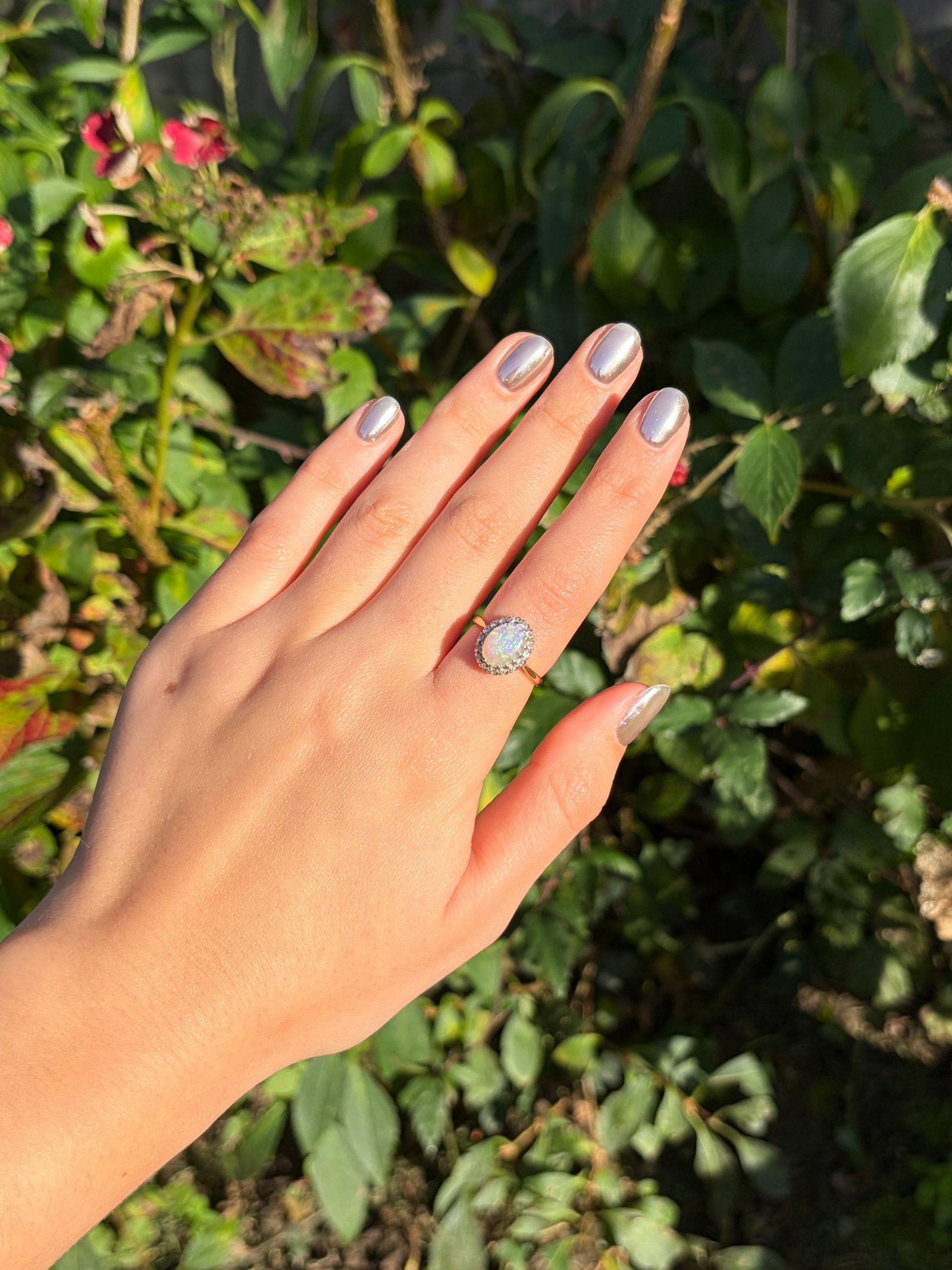 Antique 18ct Yellow Gold Opal and Diamond Halo Ring - 4