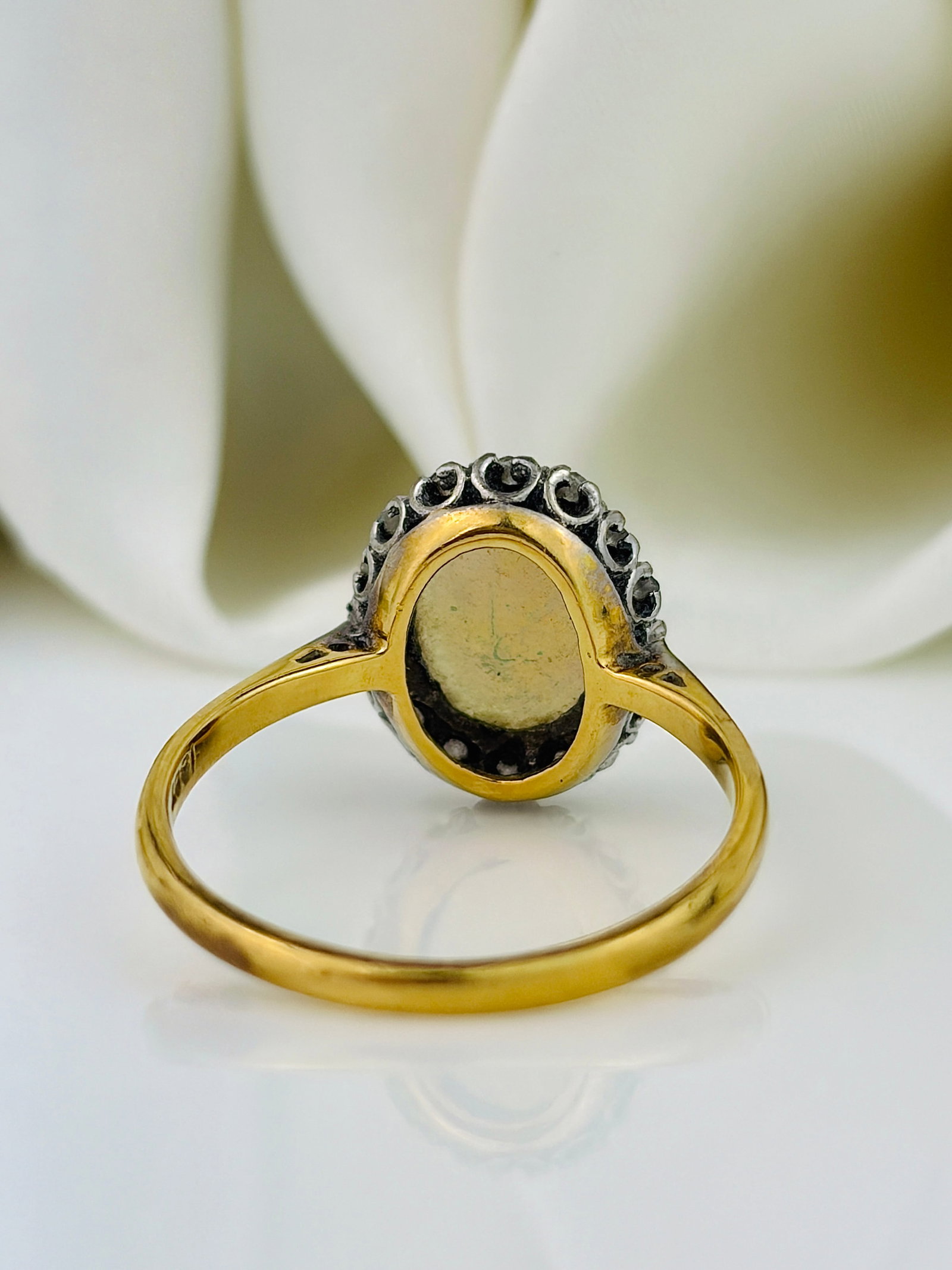 Antique 18ct Yellow Gold Opal and Diamond Halo Ring - 9