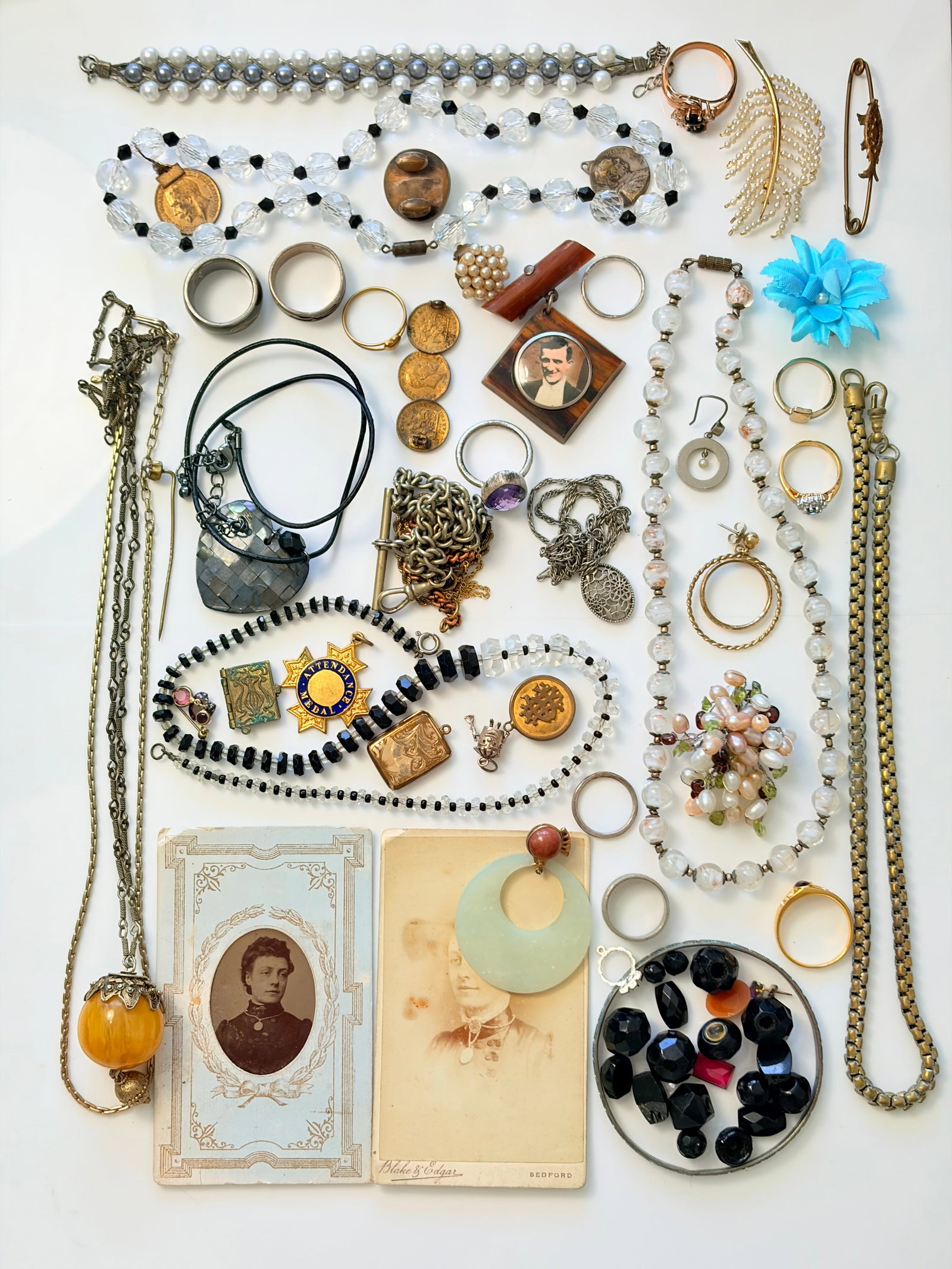MIXED LOT- LARGE MIXED LOT NECKLACES, BANGLE, ETC (1 of 9)