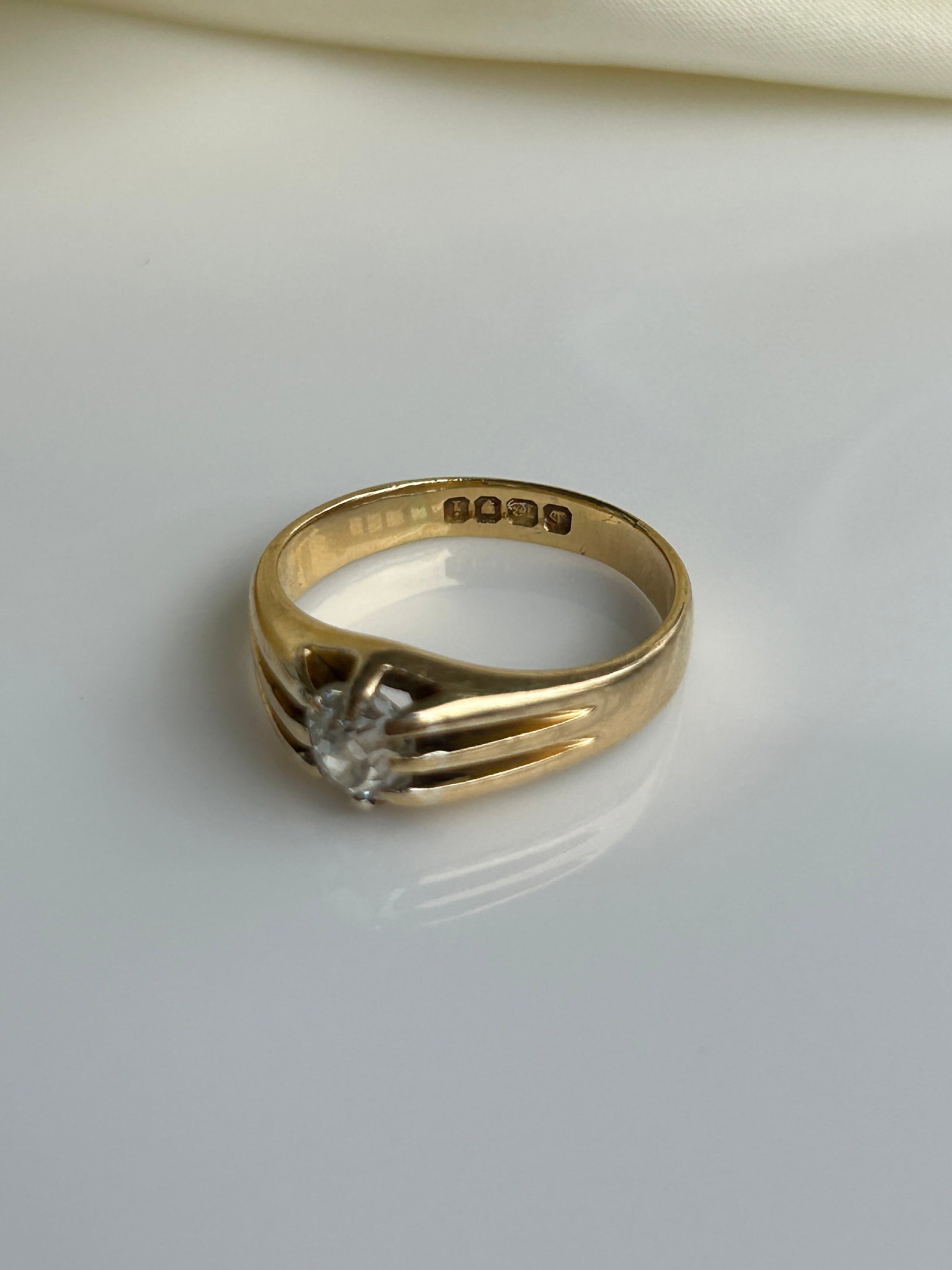 Antique C.1904 .50pt Diamond Belcher Ring in 18ct Yellow Gold - 5