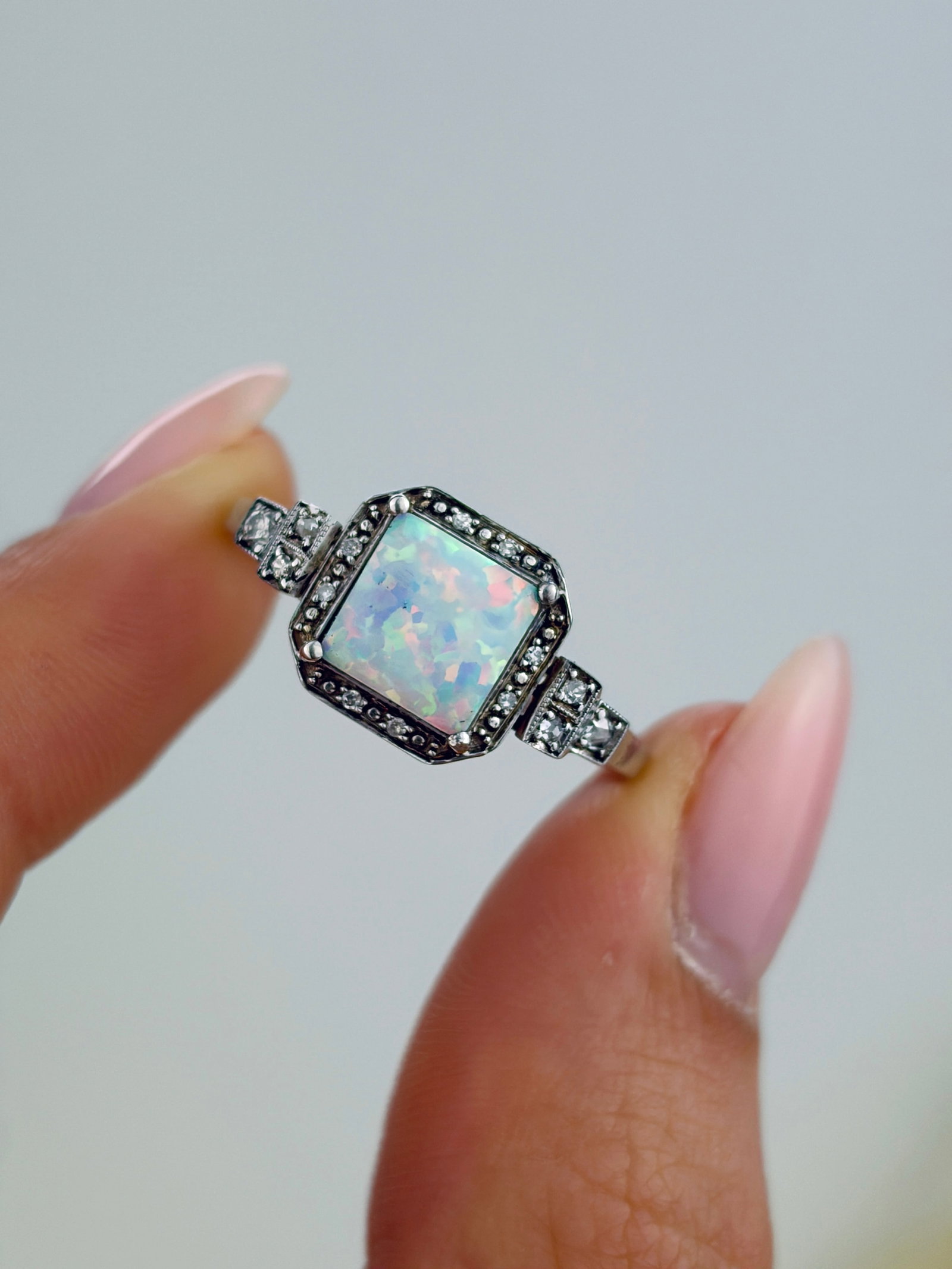 VINTAGE 18CT WHITE GOLD OPAL AND DIAMOND RING - 5