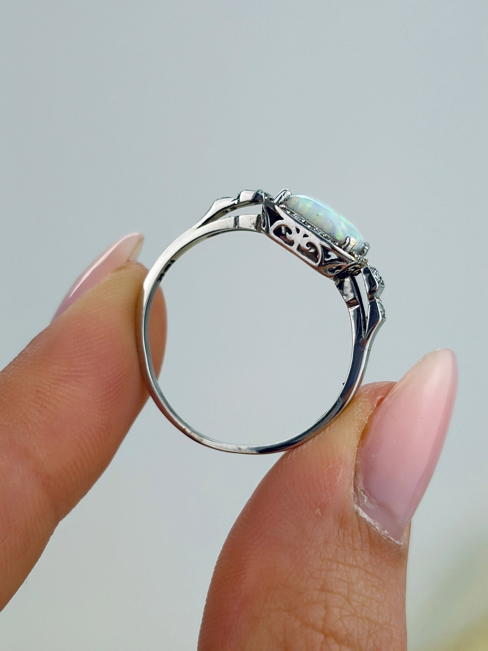 VINTAGE 18CT WHITE GOLD OPAL AND DIAMOND RING - 6