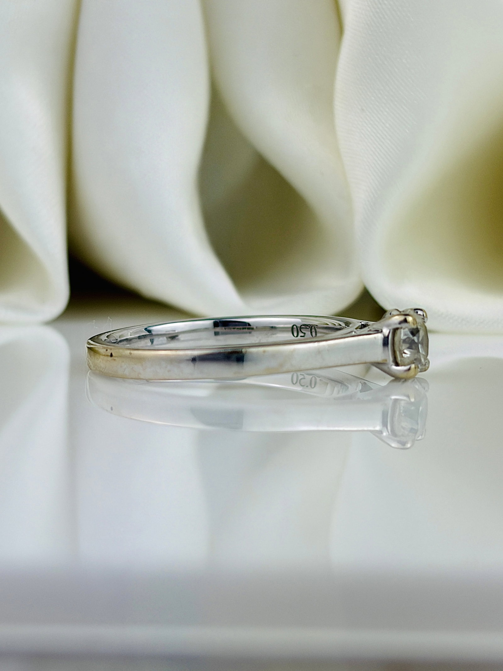 18ct White Gold .50pt Diamond Solitaire Ring - 2