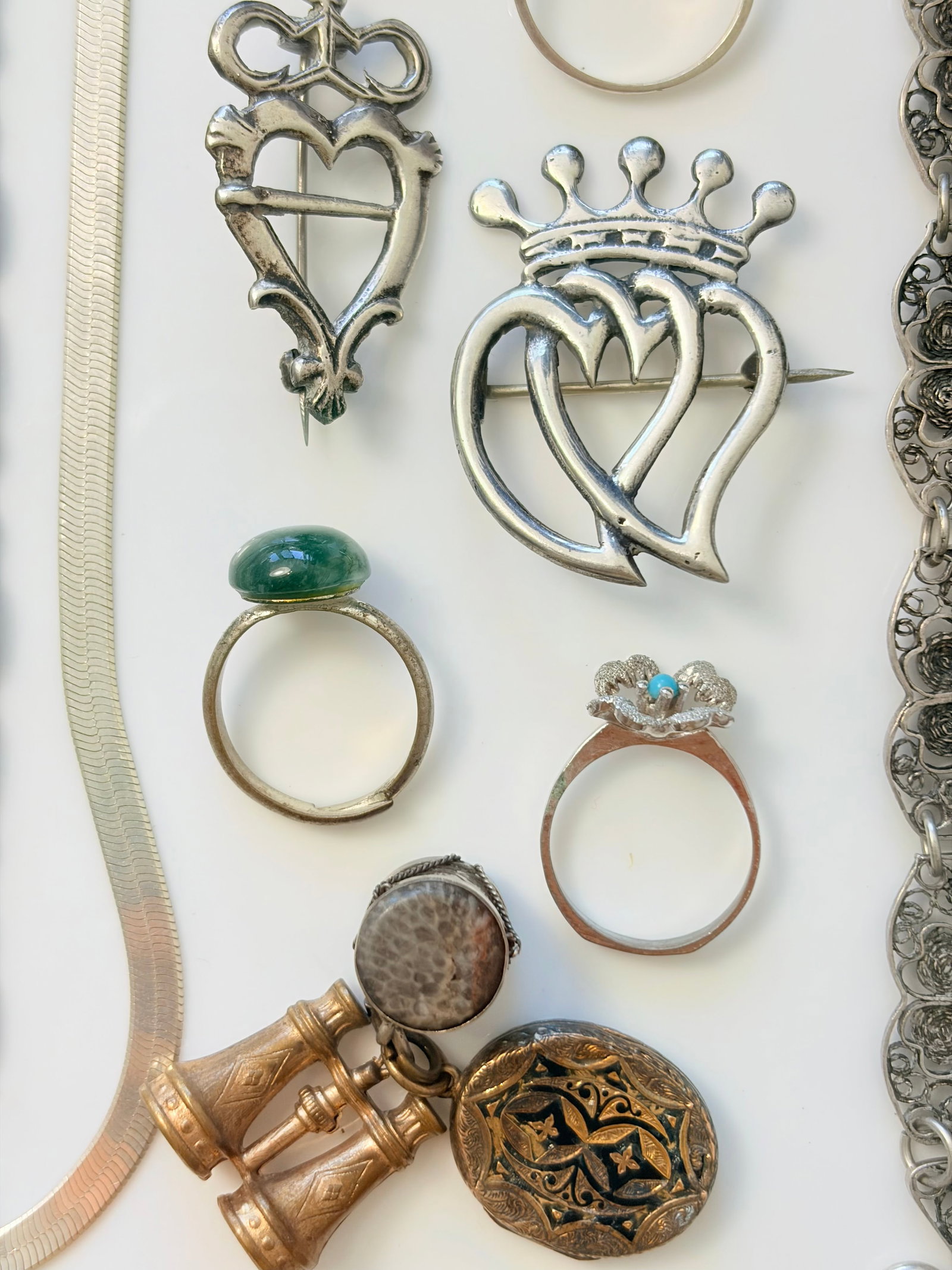 MIXED LOT- SILVER BRACELETS, NECKLACES ETC - 3