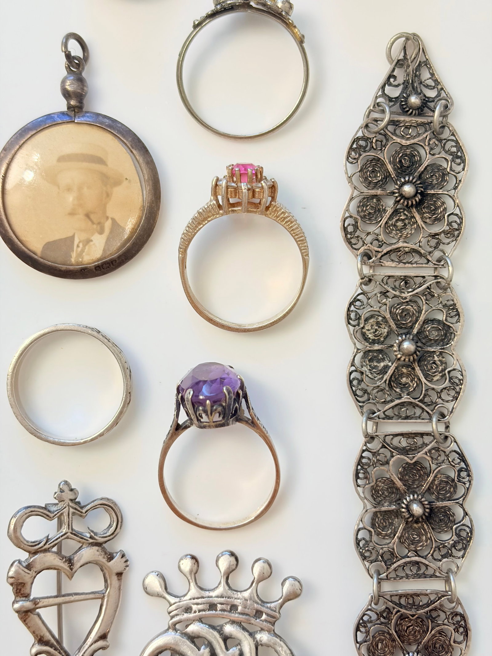 MIXED LOT- SILVER BRACELETS, NECKLACES ETC - 4