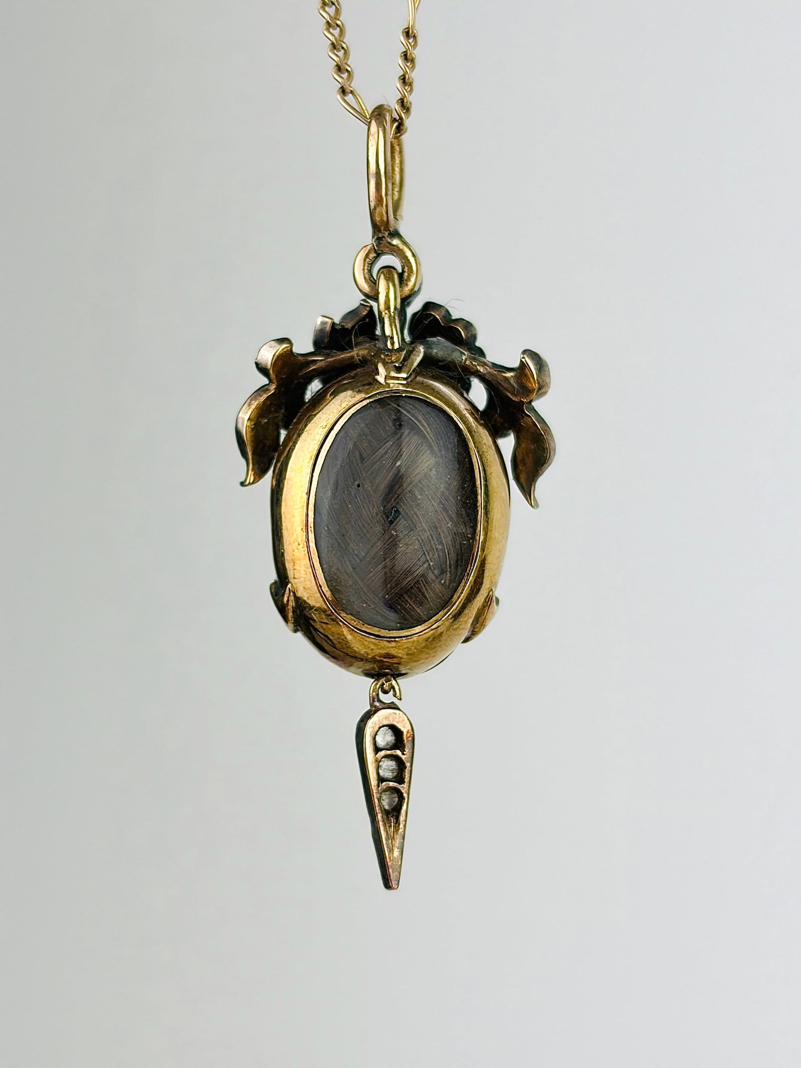 Victorian Boxed Cabochon Garnet and Rose Cut Diamond Locket Back Pendant in Gold - 8